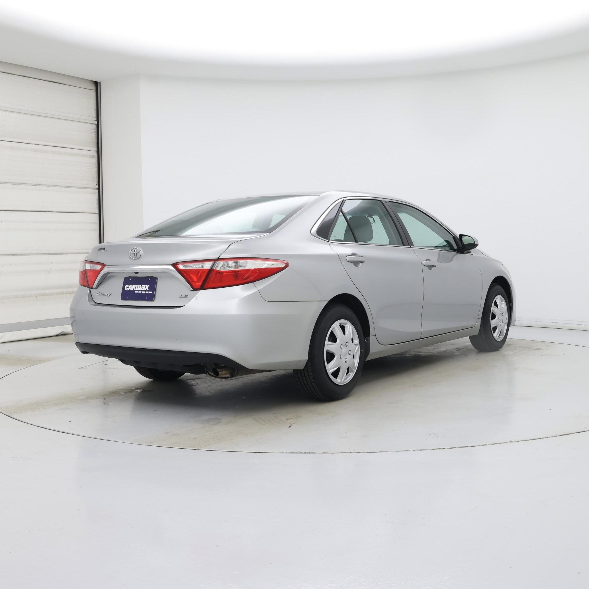 Thumbnail: 2015 Toyota Camry - 8