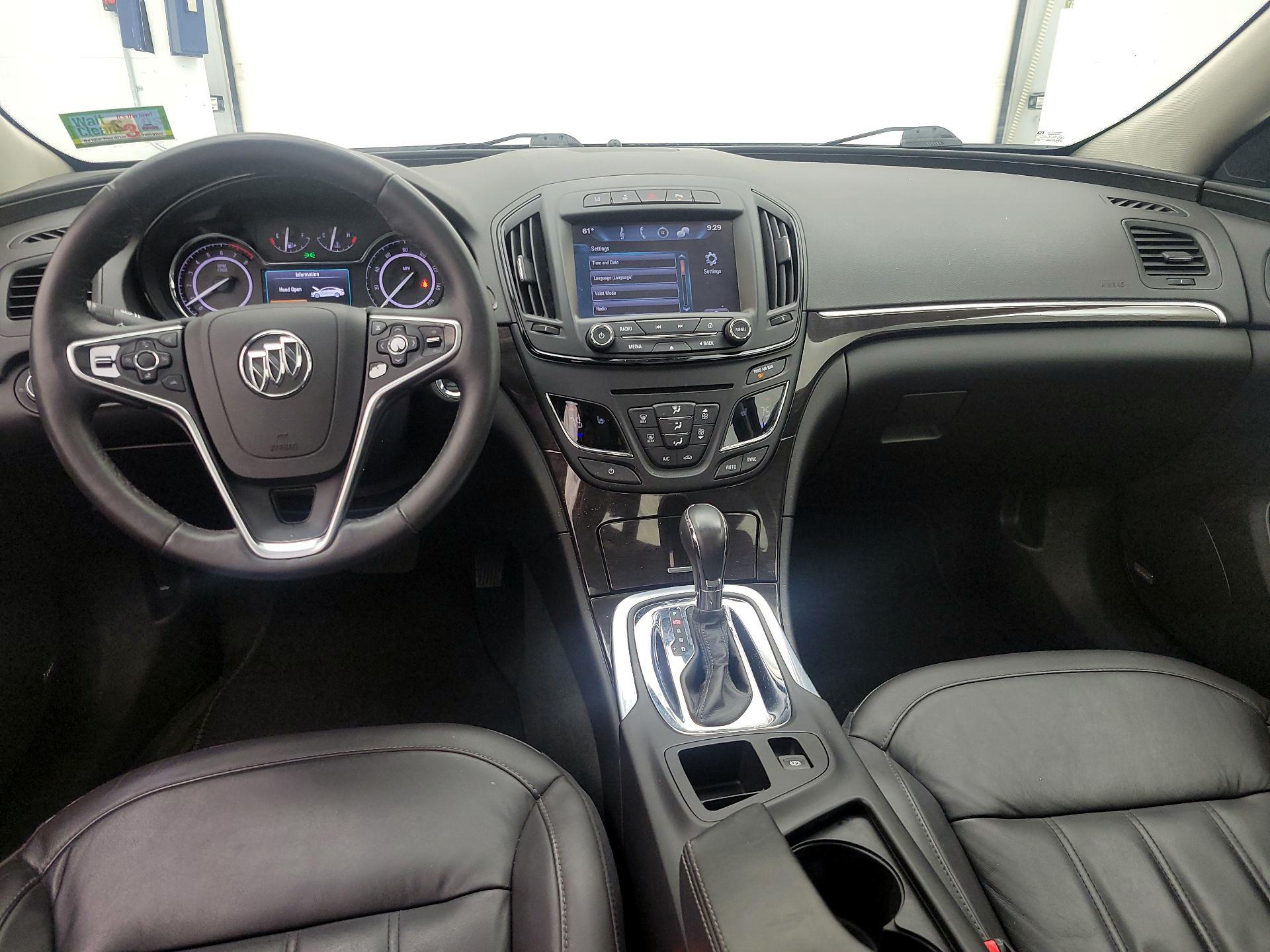 Thumbnail: 2016 Buick Regal - 9