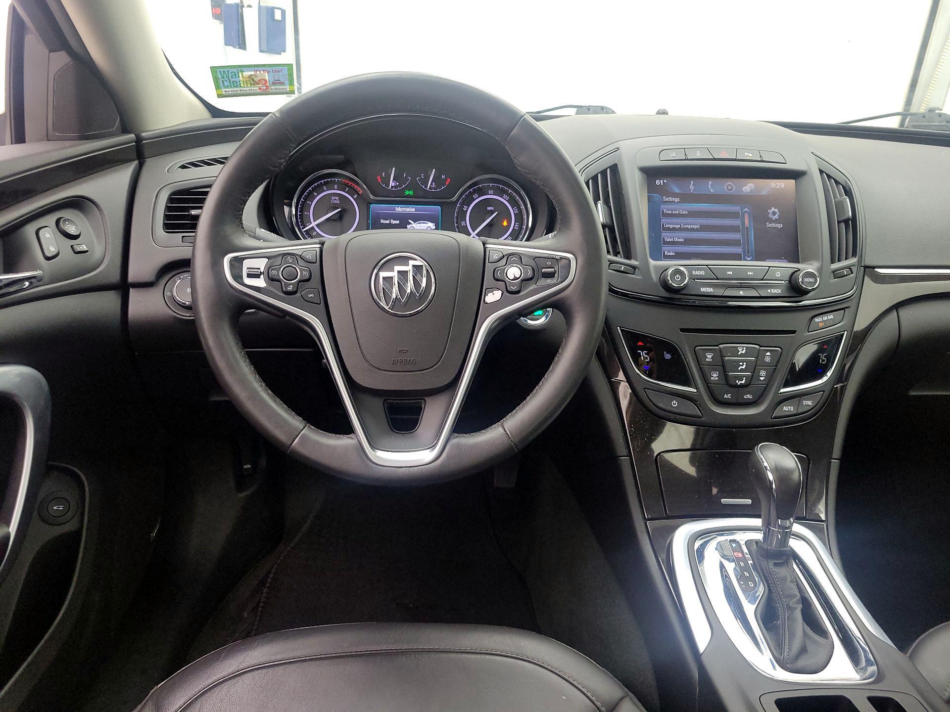 Thumbnail: 2016 Buick Regal - 10