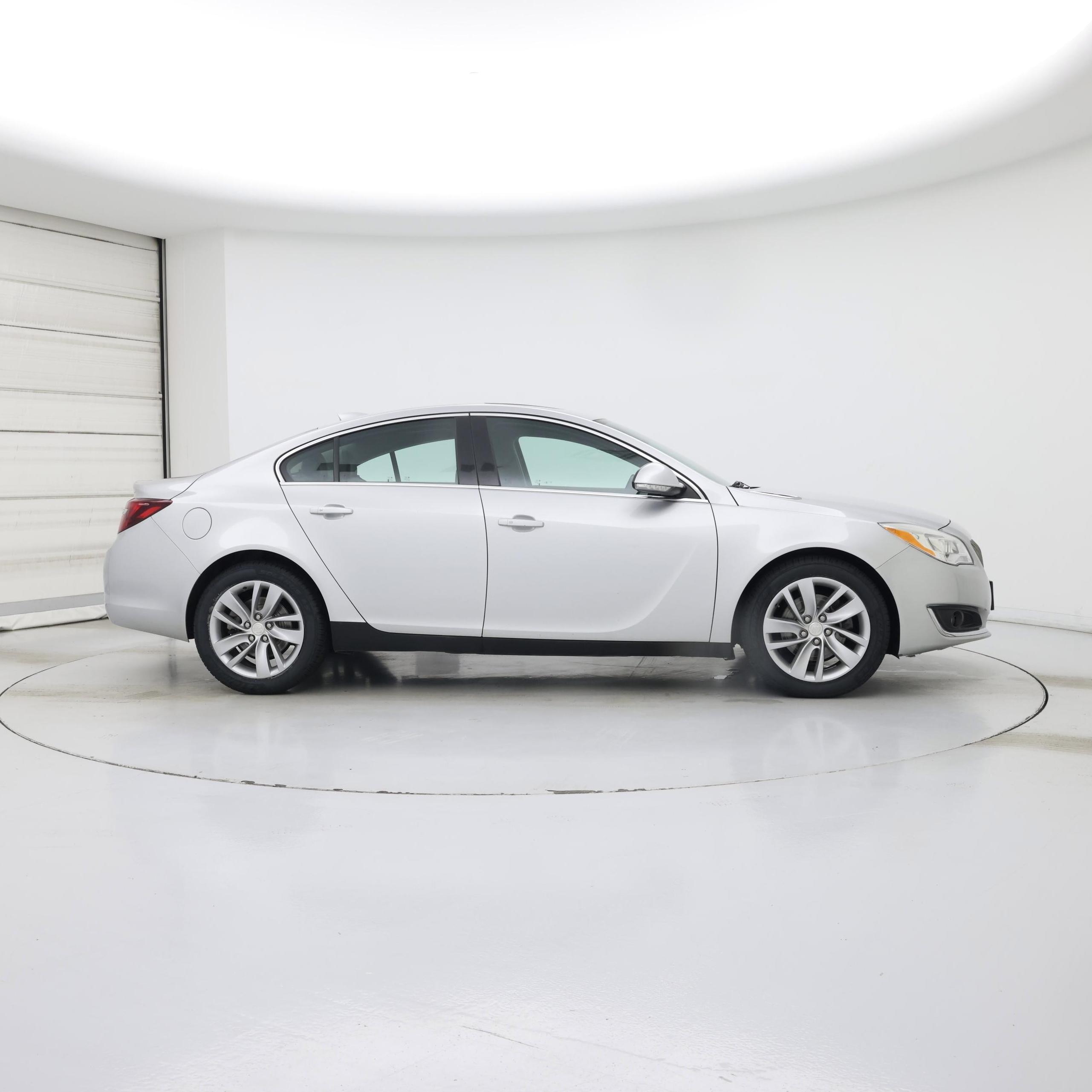 Thumbnail: 2016 Buick Regal - 7