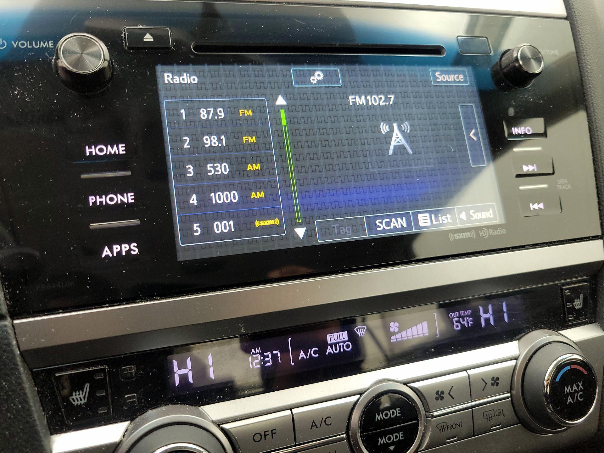 Thumbnail: 2015 Subaru Legacy - 15