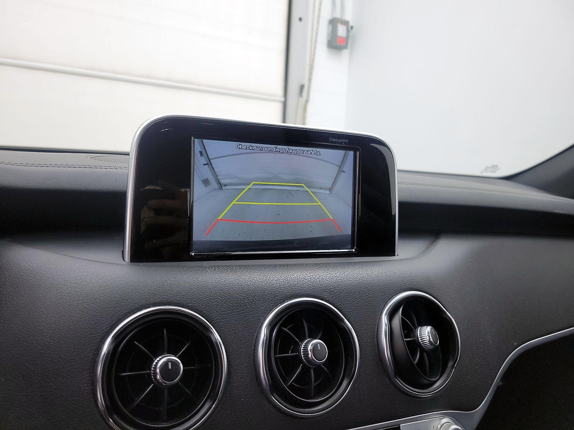 Thumbnail: 2020 Kia Stinger - 14