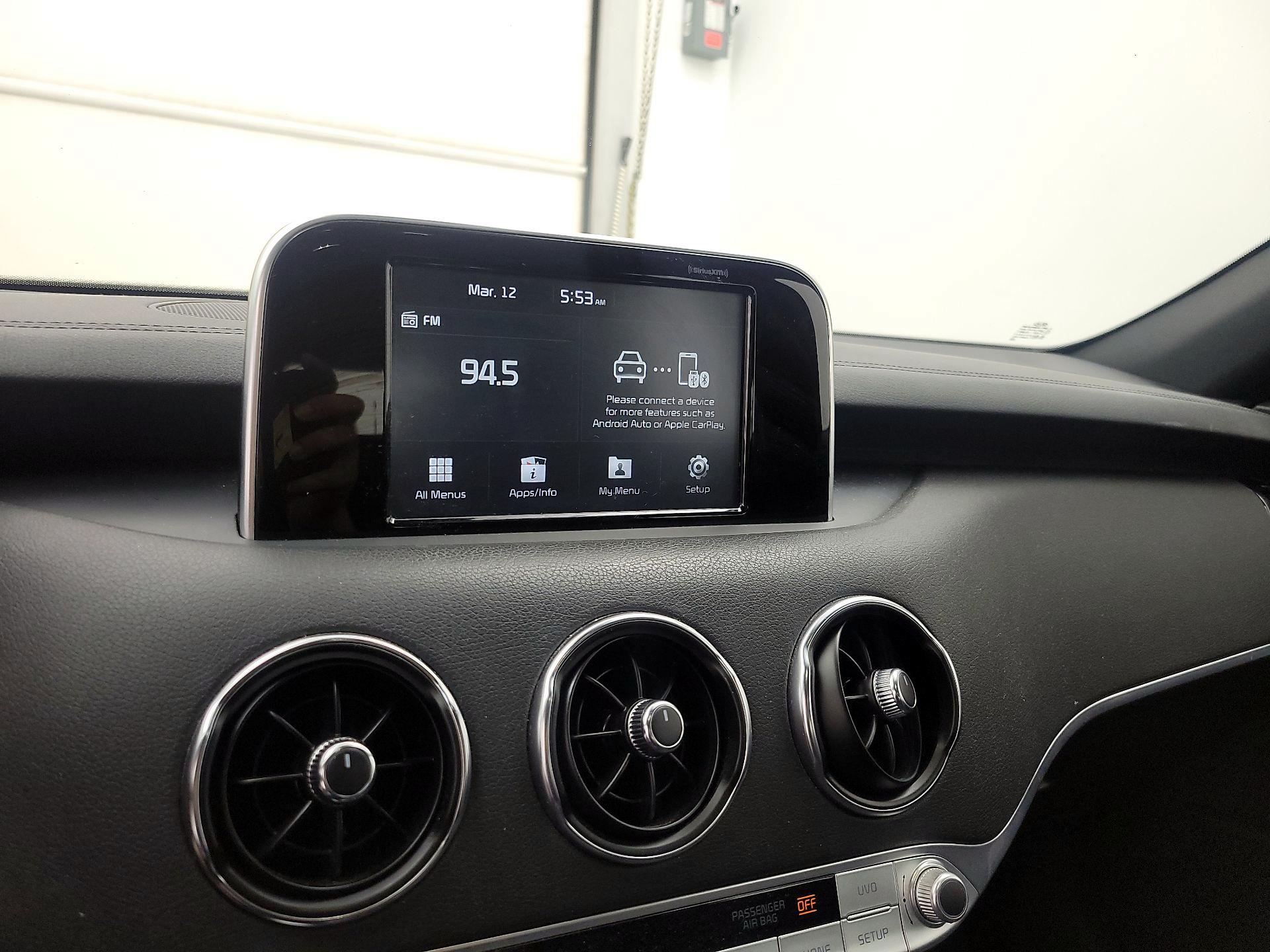 Thumbnail: 2020 Kia Stinger - 15