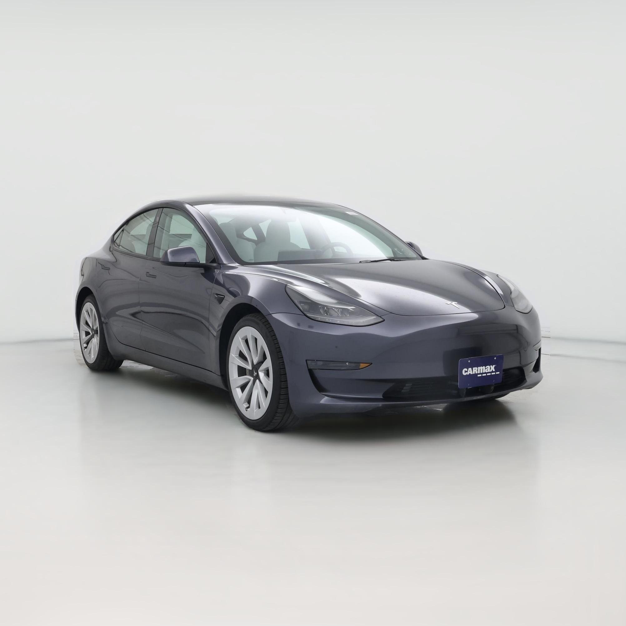 Thumbnail: 2023 Tesla Model 3 - 1