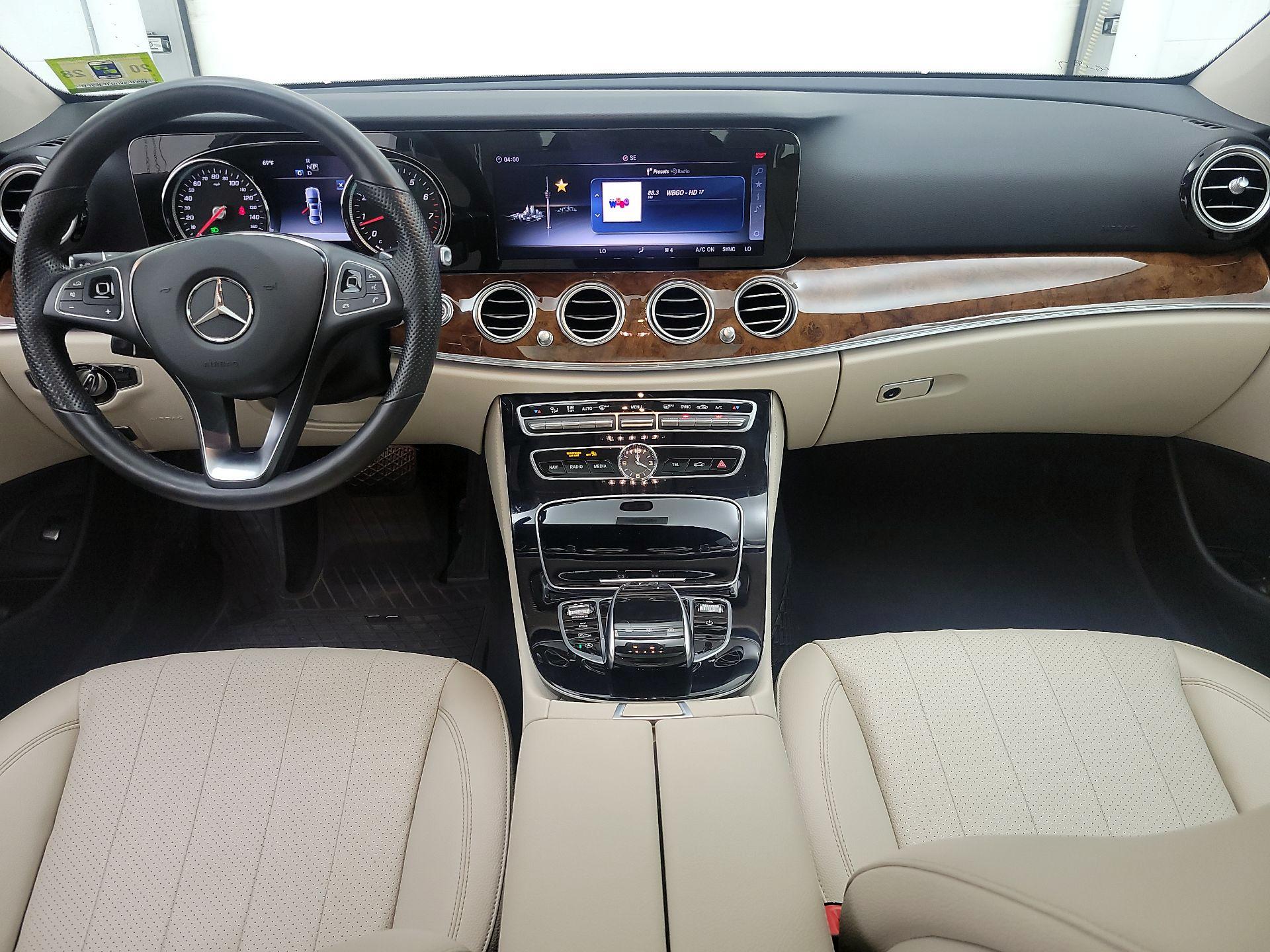 Thumbnail: 2018 Mercedes-Benz E-Class - 9