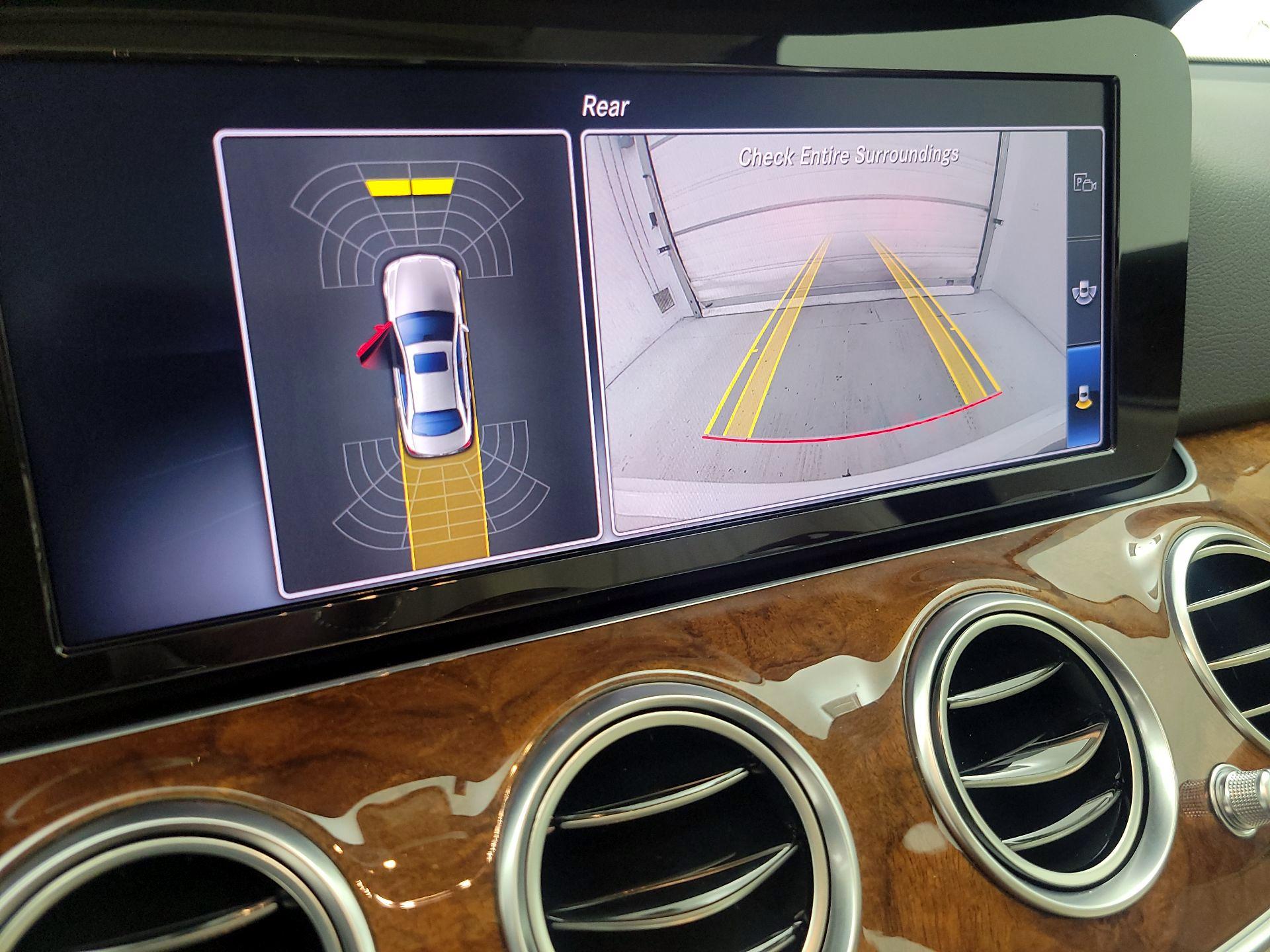 Thumbnail: 2018 Mercedes-Benz E-Class - 14