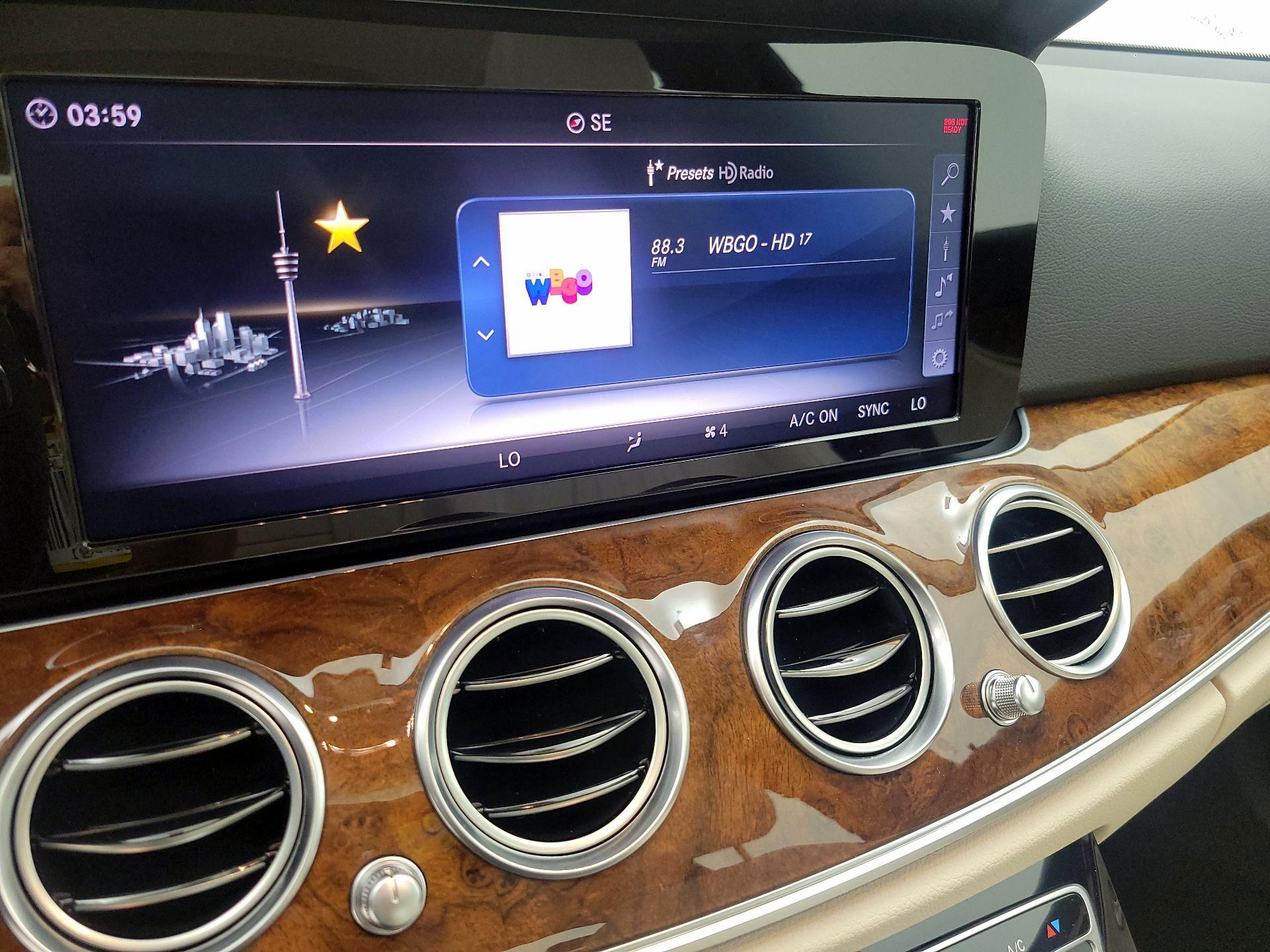 Thumbnail: 2018 Mercedes-Benz E-Class - 15