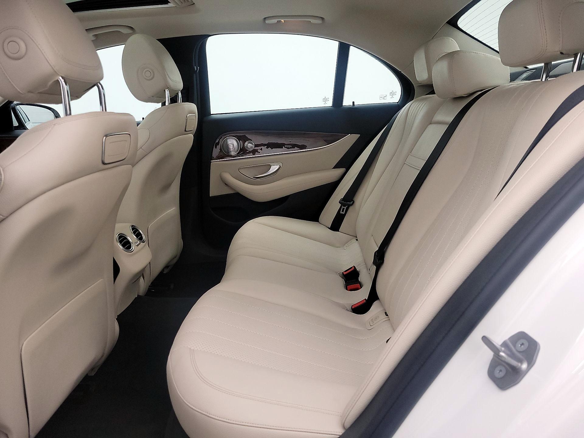 Thumbnail: 2018 Mercedes-Benz E-Class - 20