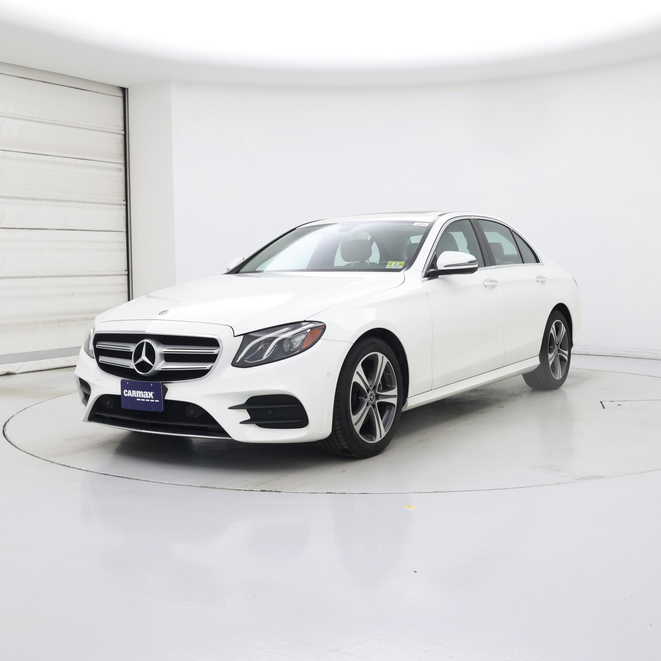 Thumbnail: 2018 Mercedes-Benz E-Class - 4