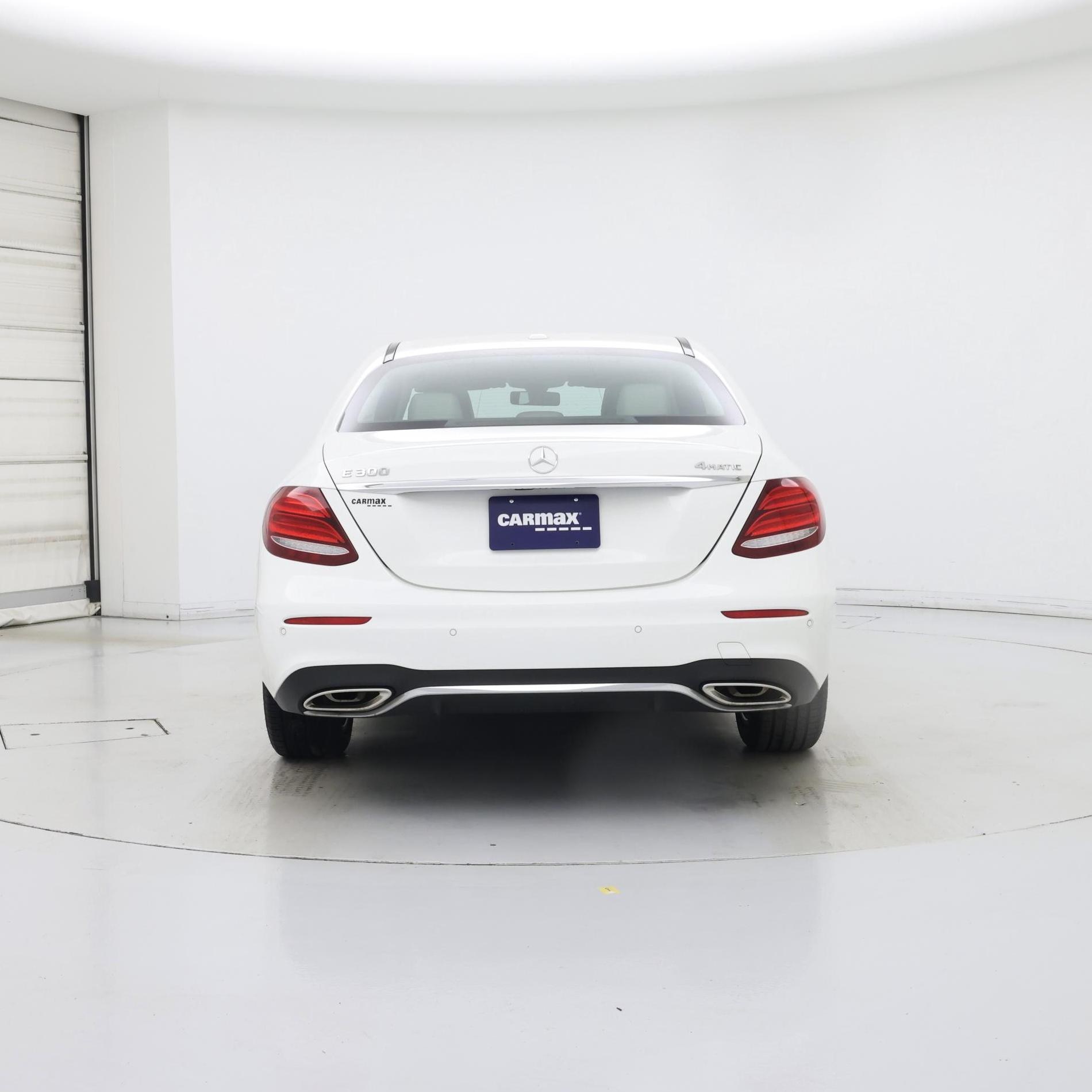 Thumbnail: 2018 Mercedes-Benz E-Class - 6