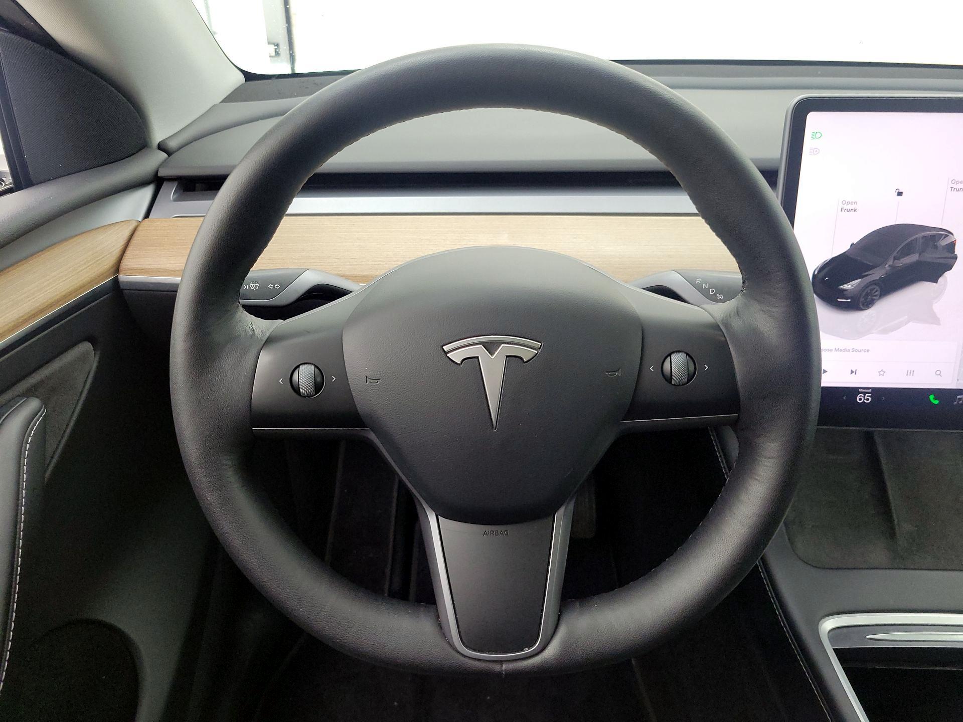 Thumbnail: 2022 Tesla Model Y - 10