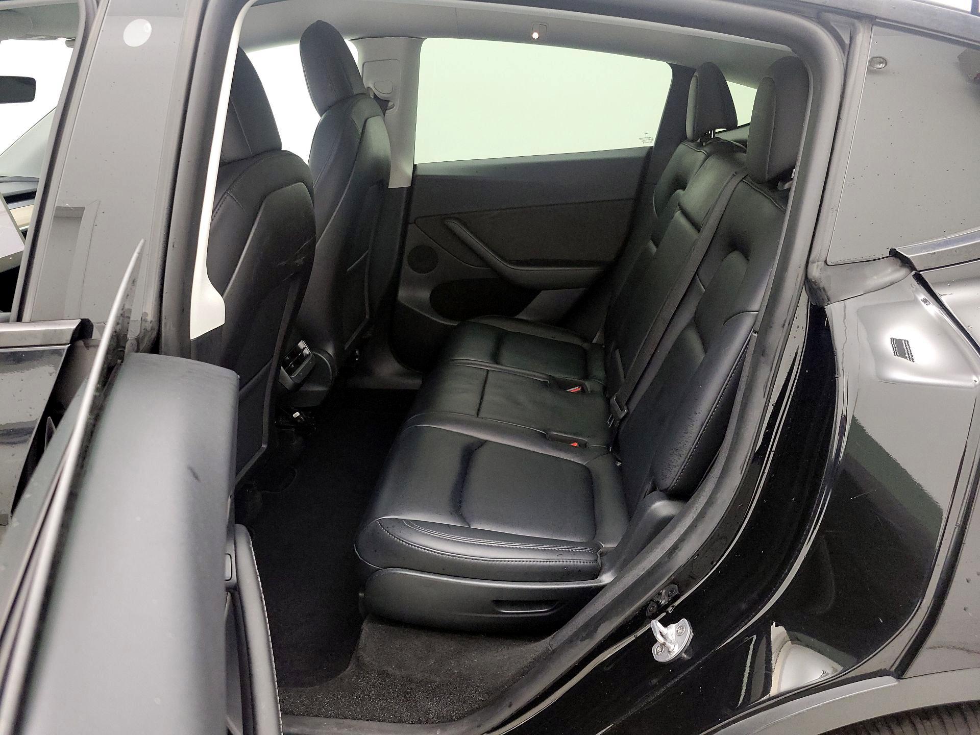 Thumbnail: 2022 Tesla Model Y - 19