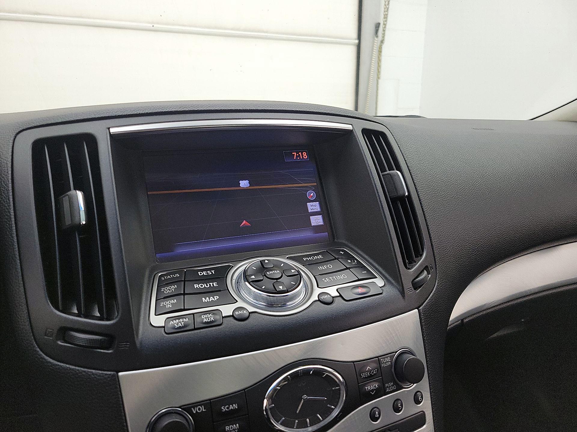 Thumbnail: 2014 INFINITI Q60 - 16