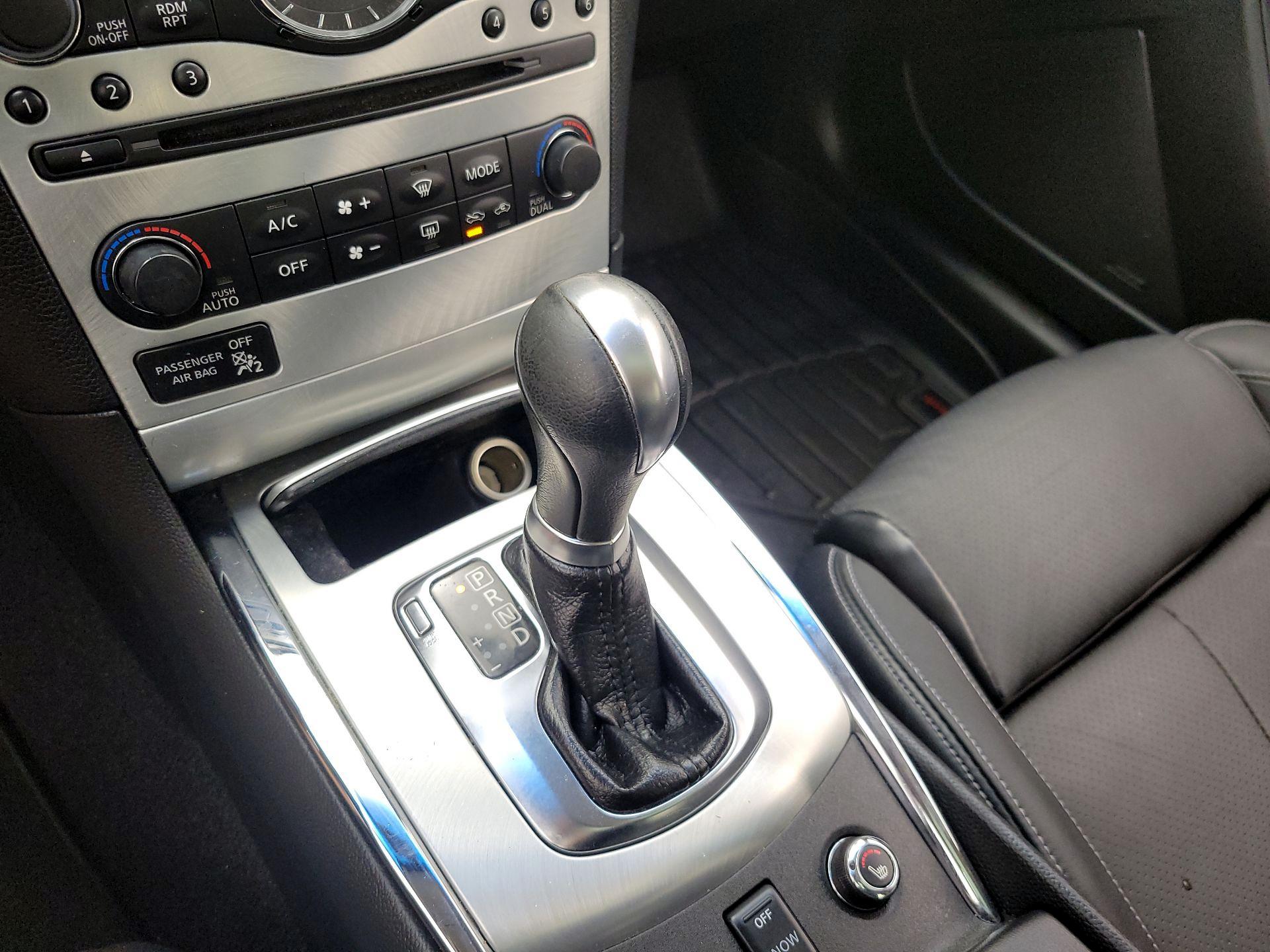 Thumbnail: 2014 INFINITI Q60 - 18