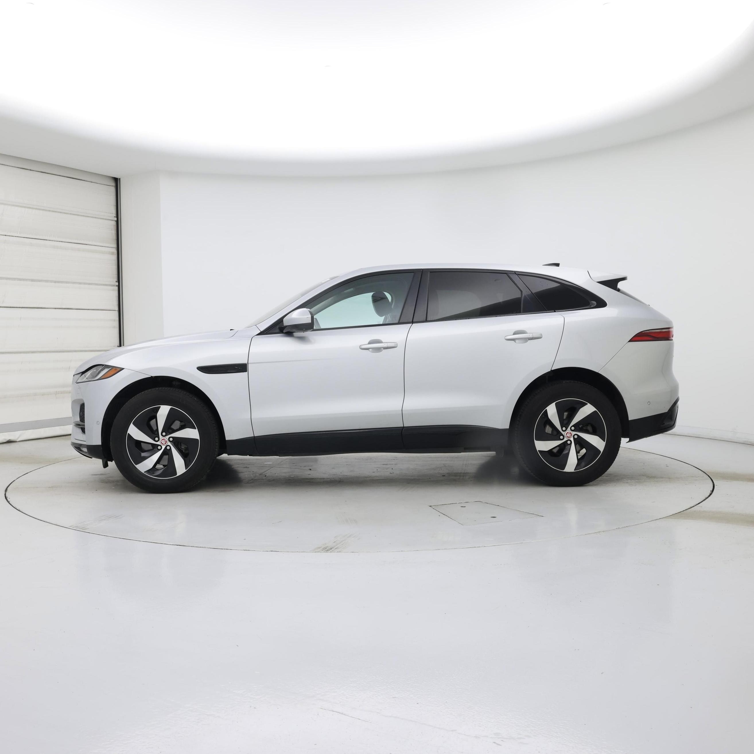 Thumbnail: 2021 Jaguar F-Pace - 3