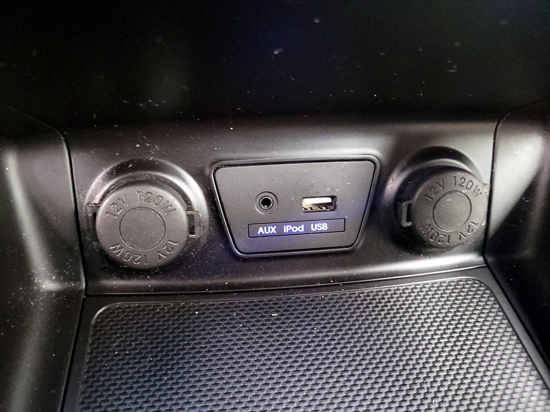 Thumbnail: 2015 Hyundai Tucson - 18