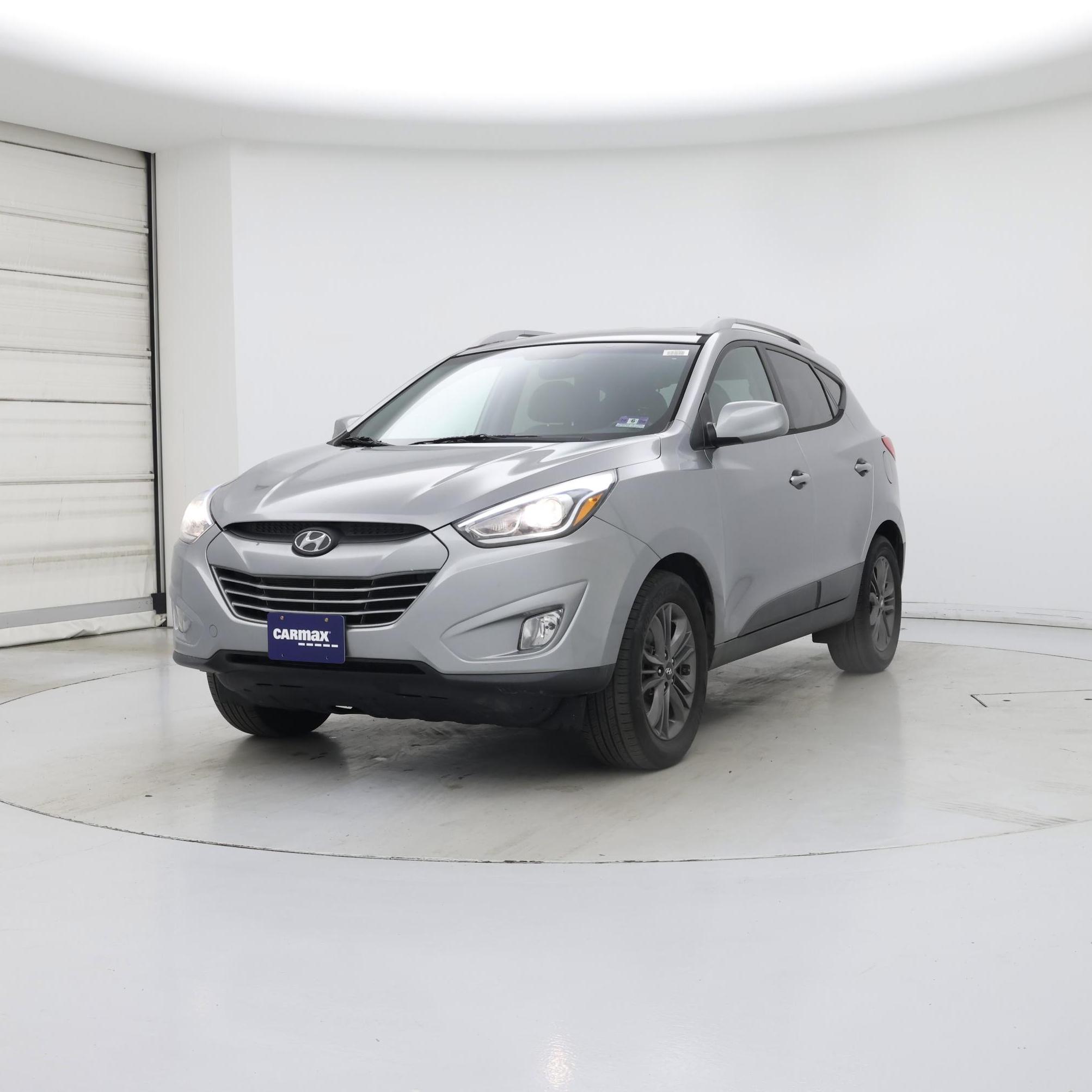 Thumbnail: 2015 Hyundai Tucson - 4