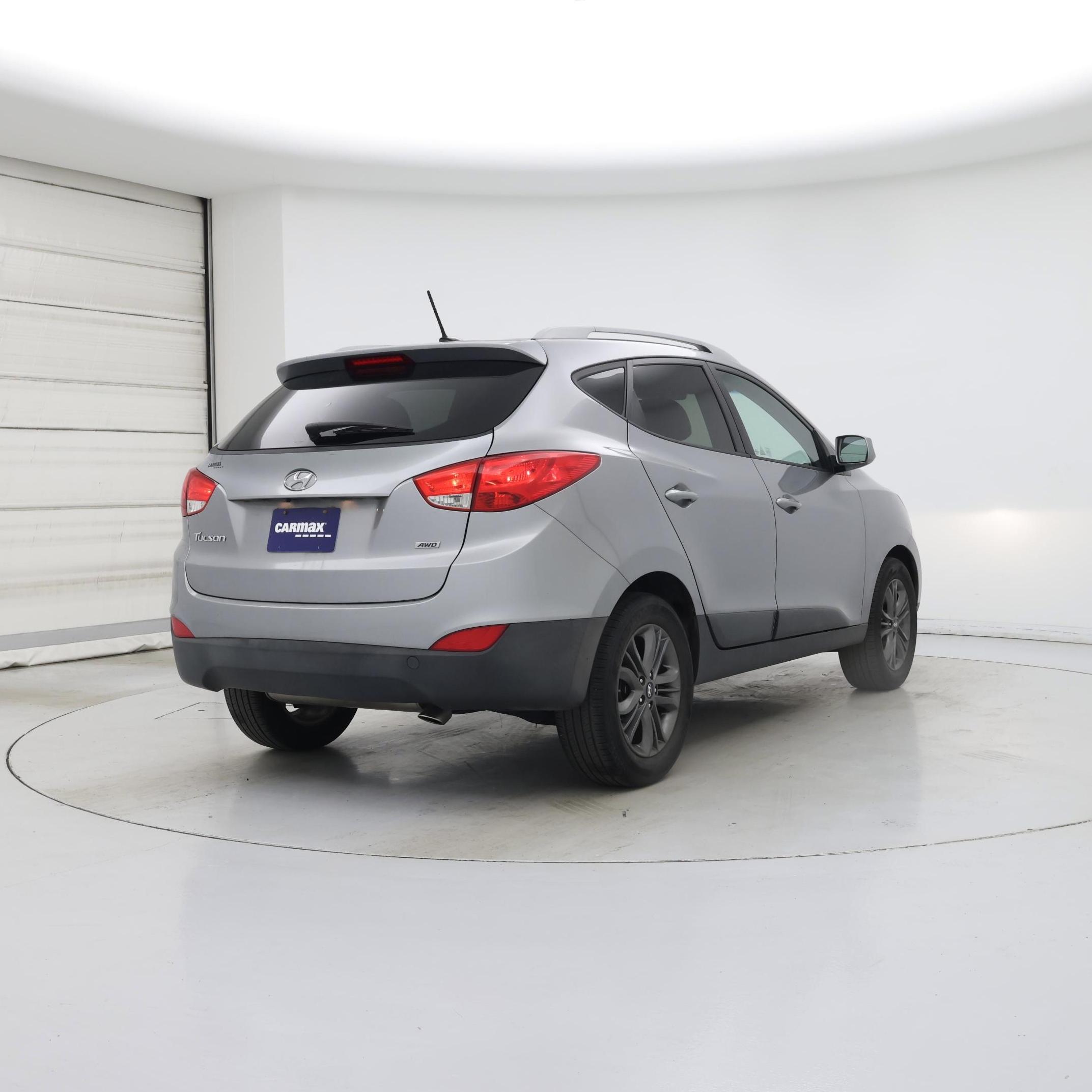 Thumbnail: 2015 Hyundai Tucson - 8