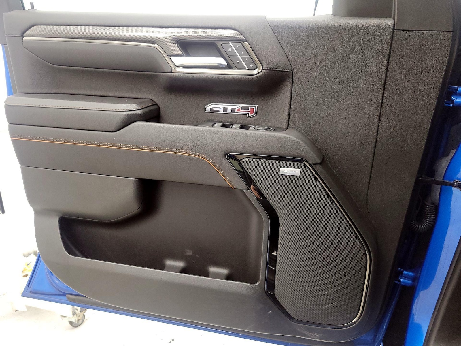 2023 GMC Sierra 1500 AT4 - Photo 13