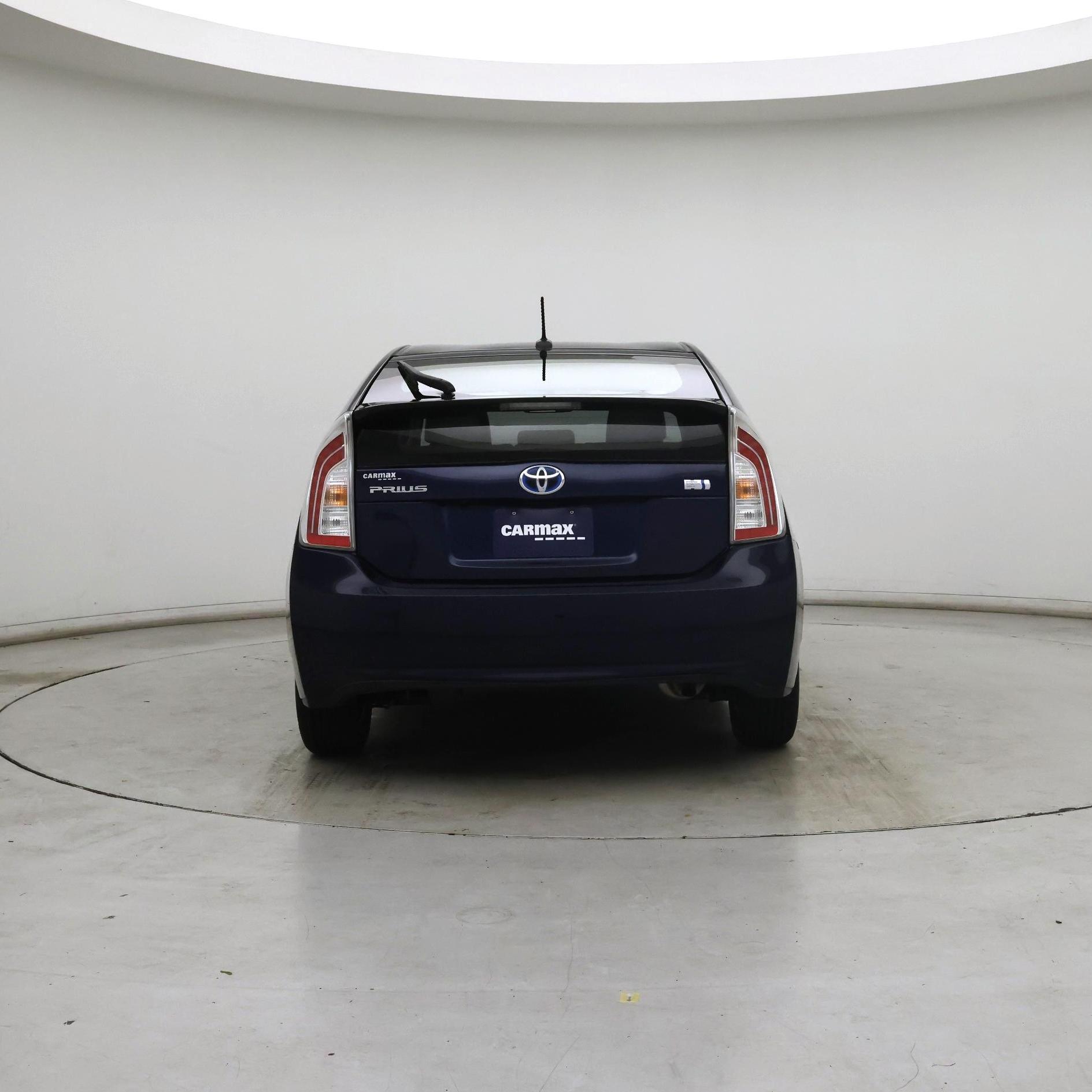 Thumbnail: 2014 Toyota Prius - 6