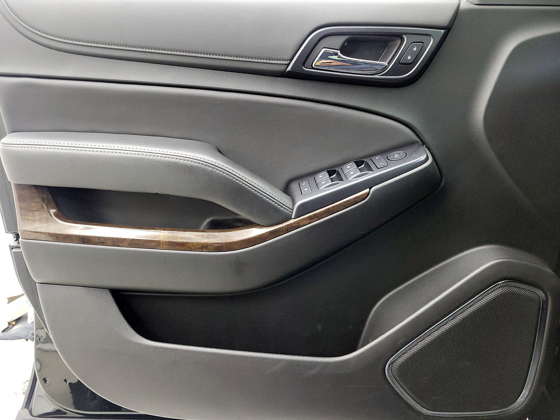 Thumbnail: 2020 Chevrolet Tahoe - 12