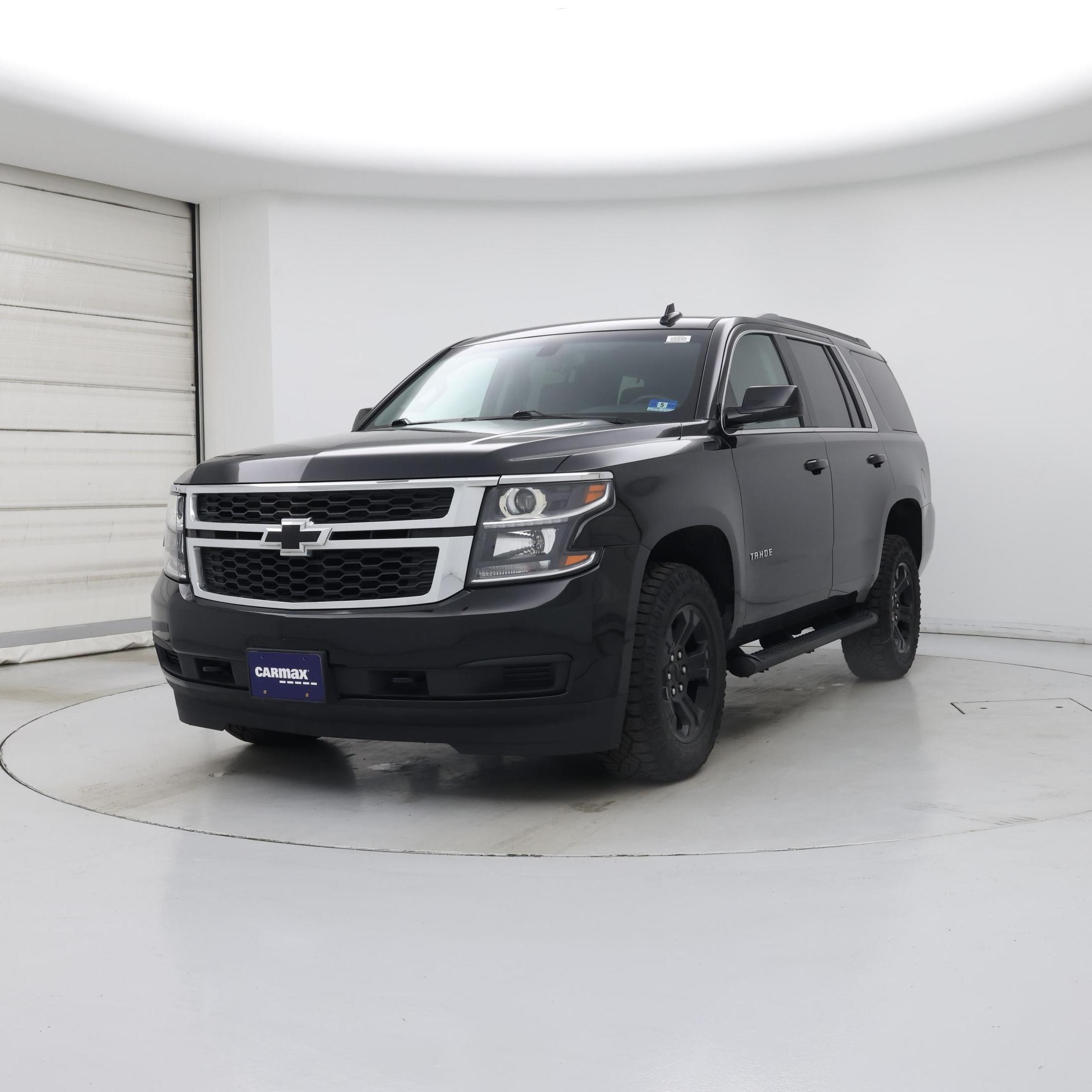 Thumbnail: 2020 Chevrolet Tahoe - 4