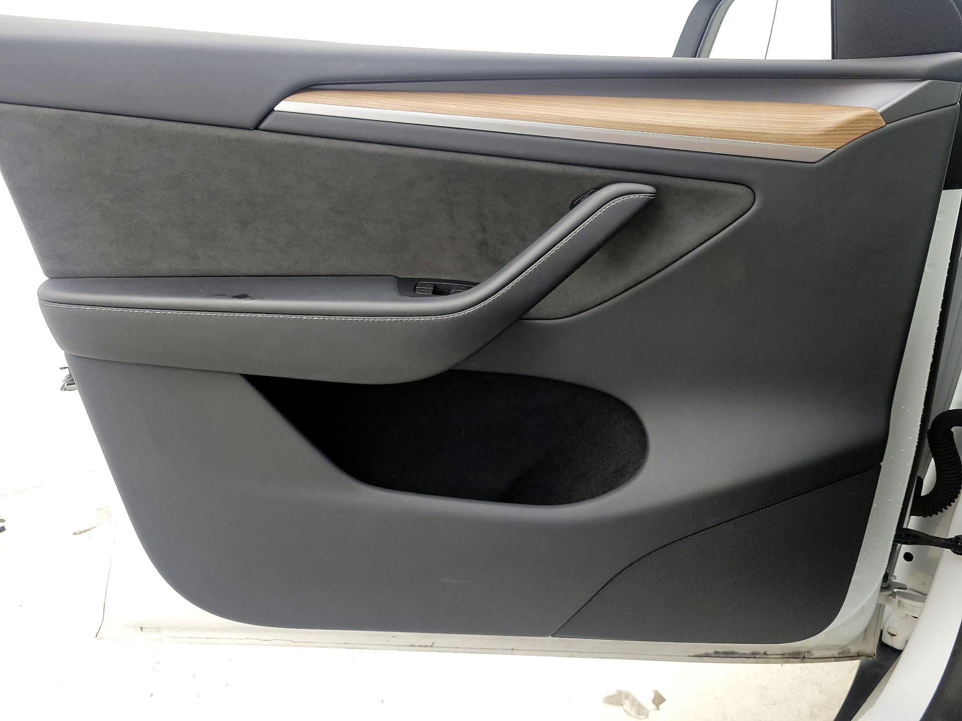 Thumbnail: 2024 Tesla Model Y - 12