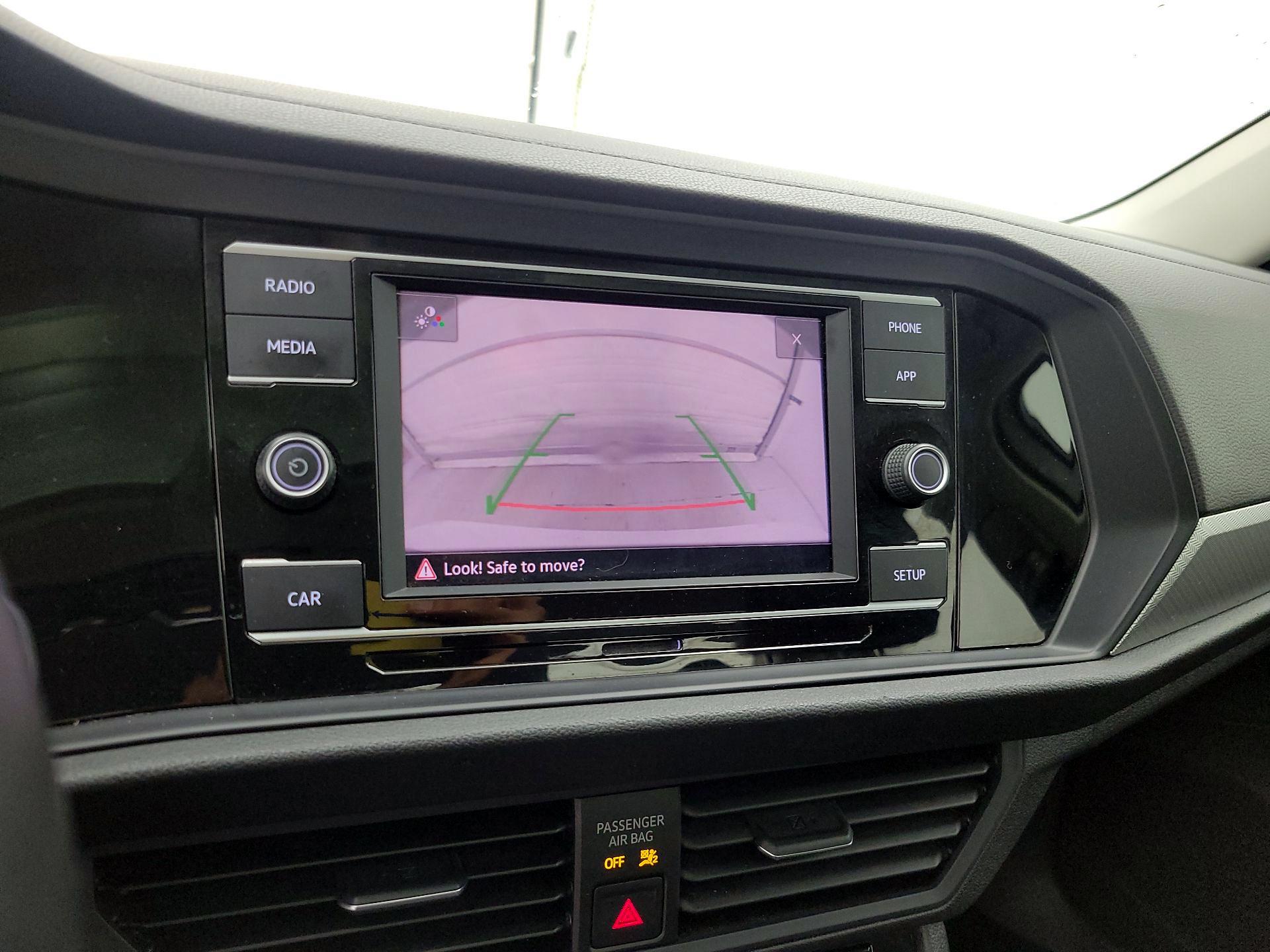 Thumbnail: 2019 Volkswagen Jetta - 14