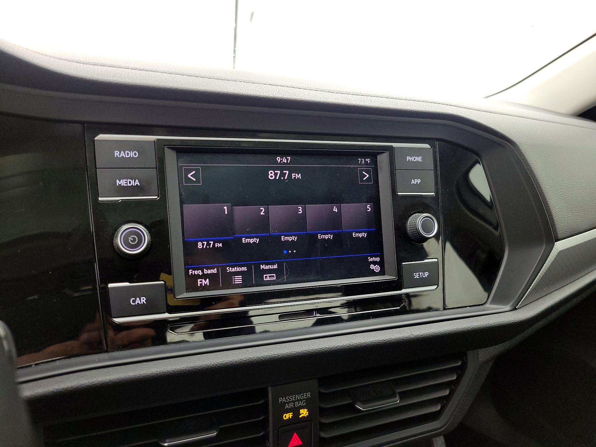 Thumbnail: 2019 Volkswagen Jetta - 15