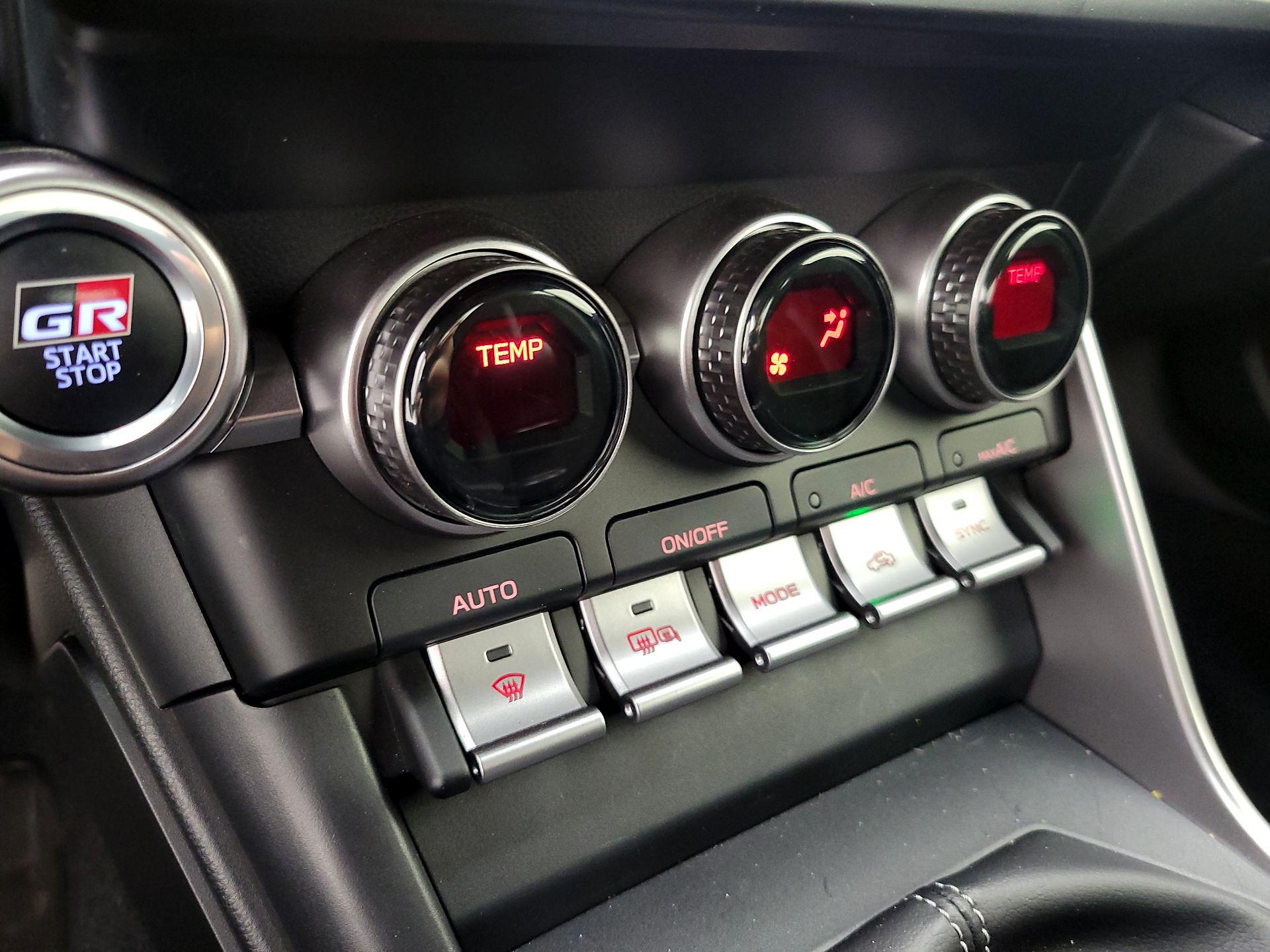 Thumbnail: 2023 Toyota GR86 - 16