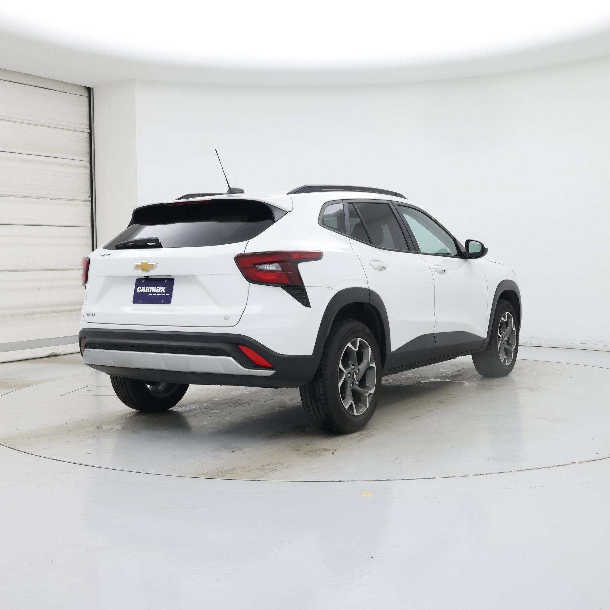 Thumbnail: 2025 Chevrolet Trax - 8