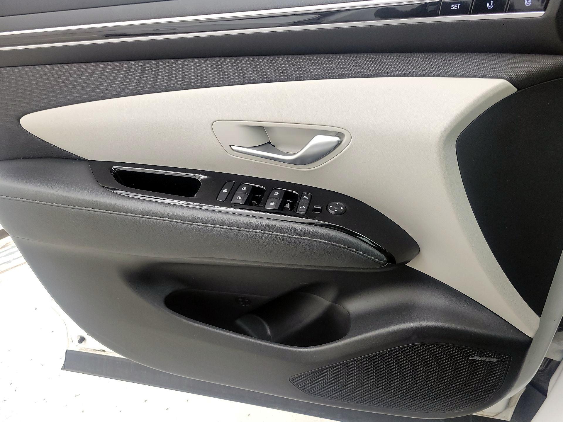 Thumbnail: 2023 Hyundai Tucson - 12