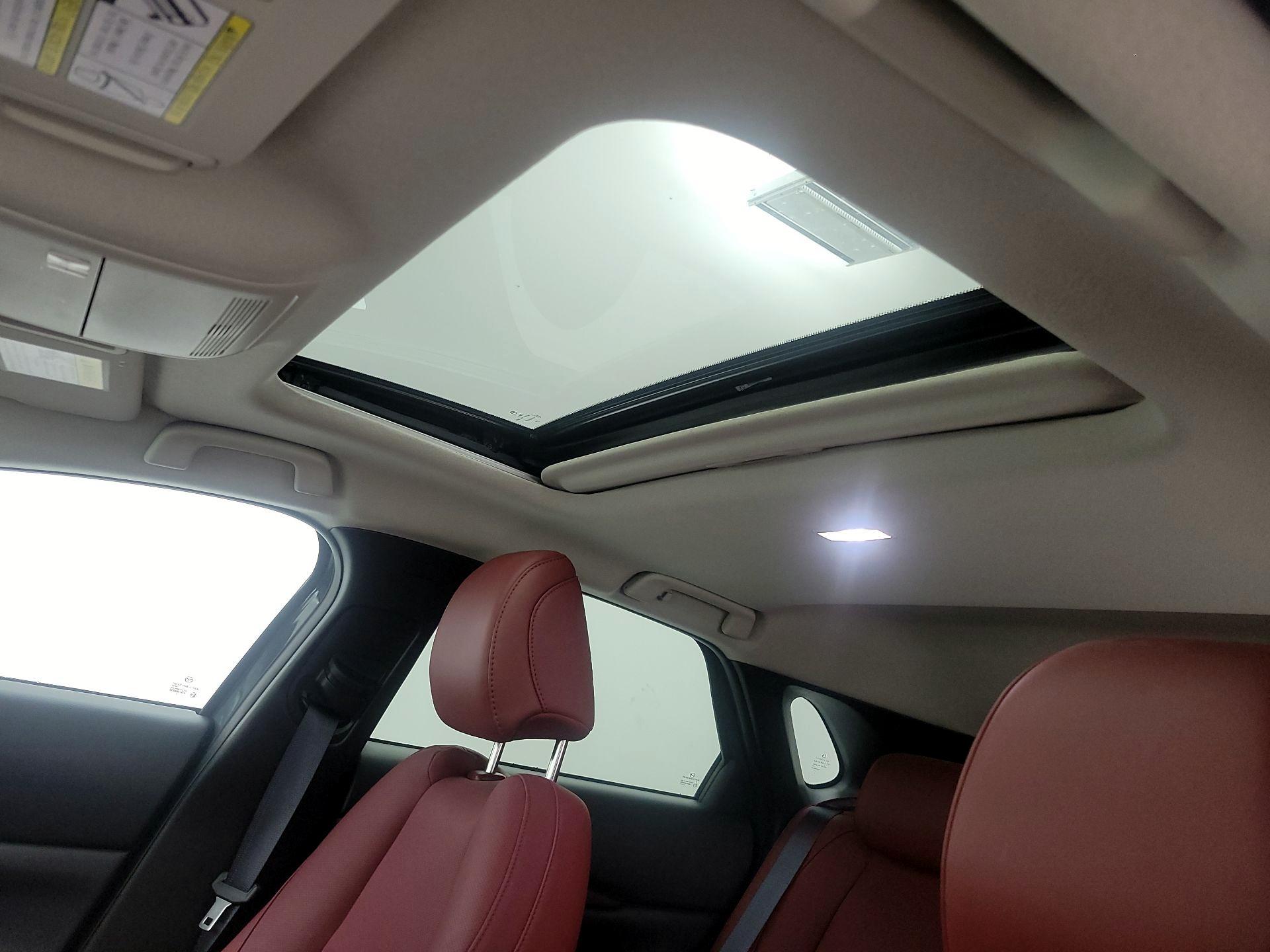 Thumbnail: 2023 Mazda CX-30 - 18