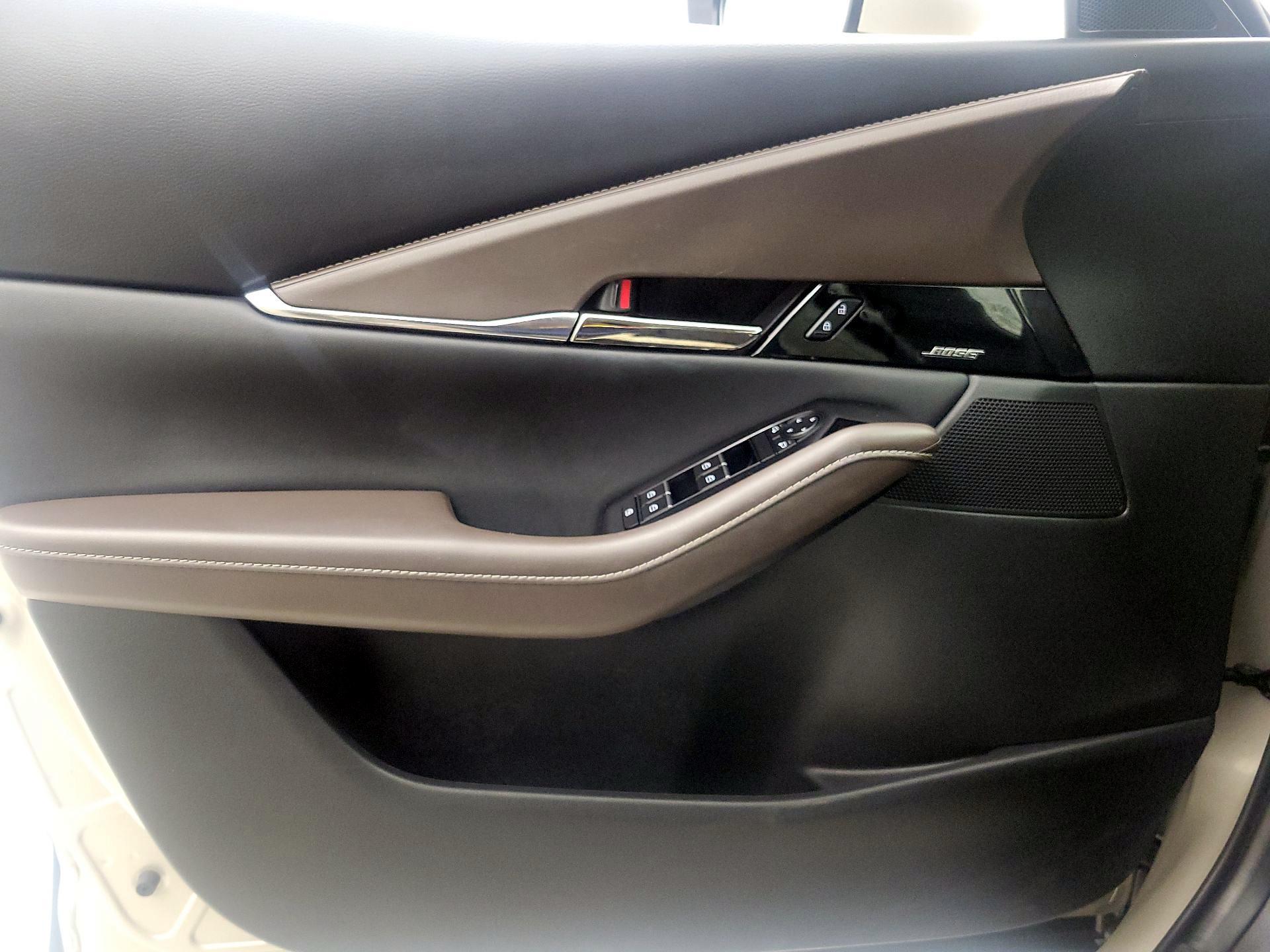 Thumbnail: 2023 Mazda CX-30 - 12