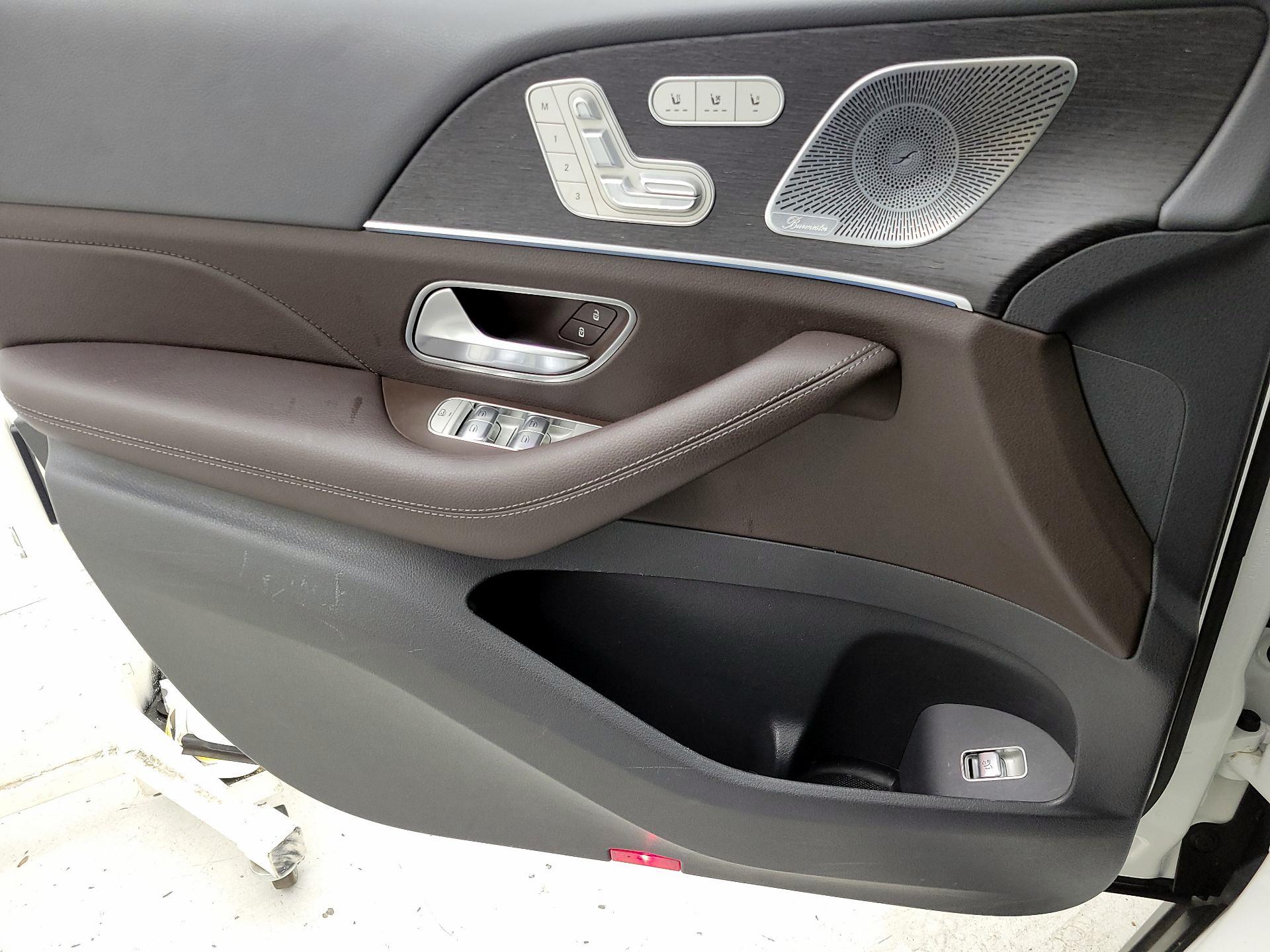 Thumbnail: 2020 Mercedes-Benz GLE - 12