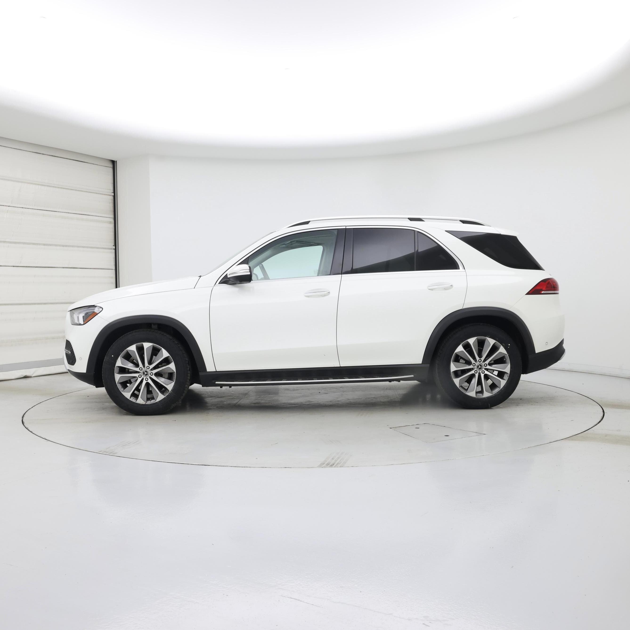 Thumbnail: 2020 Mercedes-Benz GLE - 3