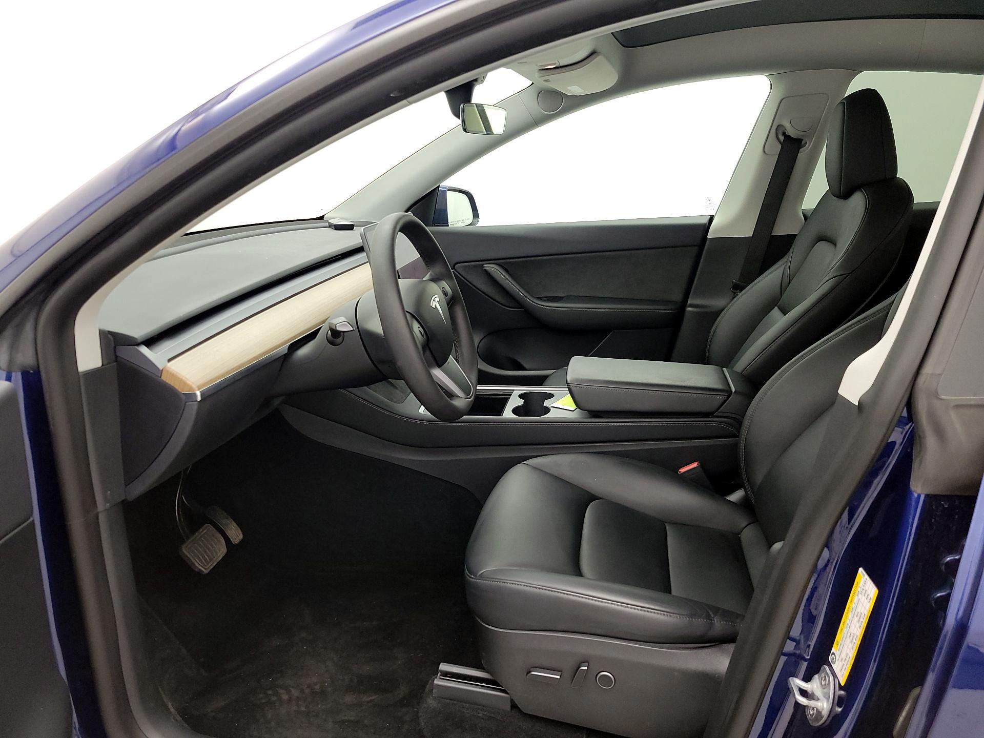 Thumbnail: 2022 Tesla Model Y - 11