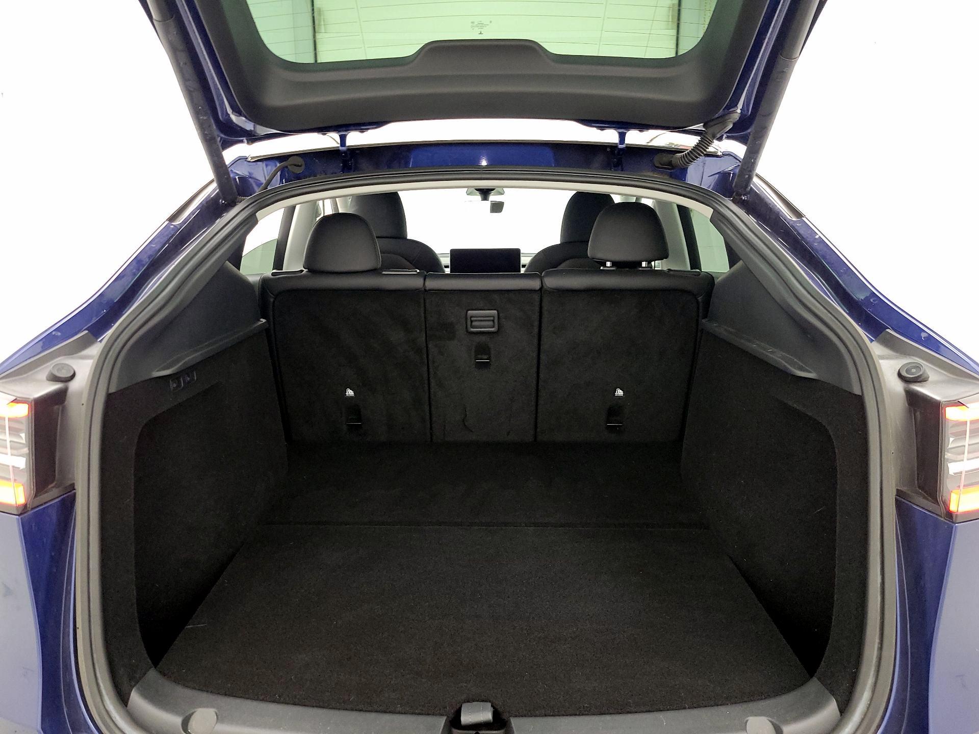 Thumbnail: 2022 Tesla Model Y - 19