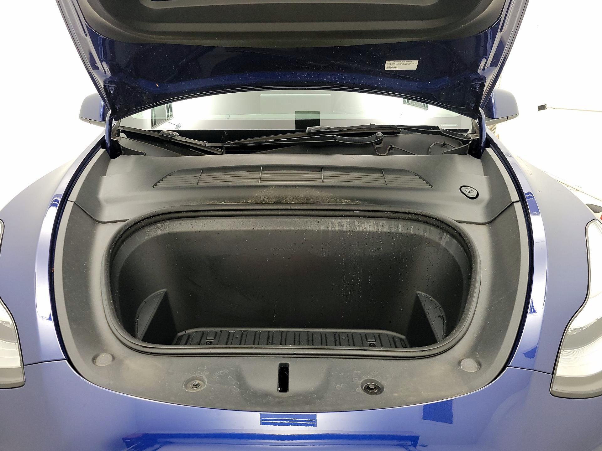 Thumbnail: 2022 Tesla Model Y - 20