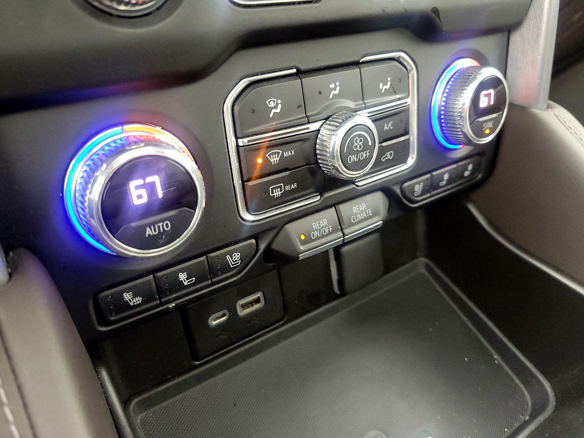 Thumbnail: 2021 GMC Yukon - 16
