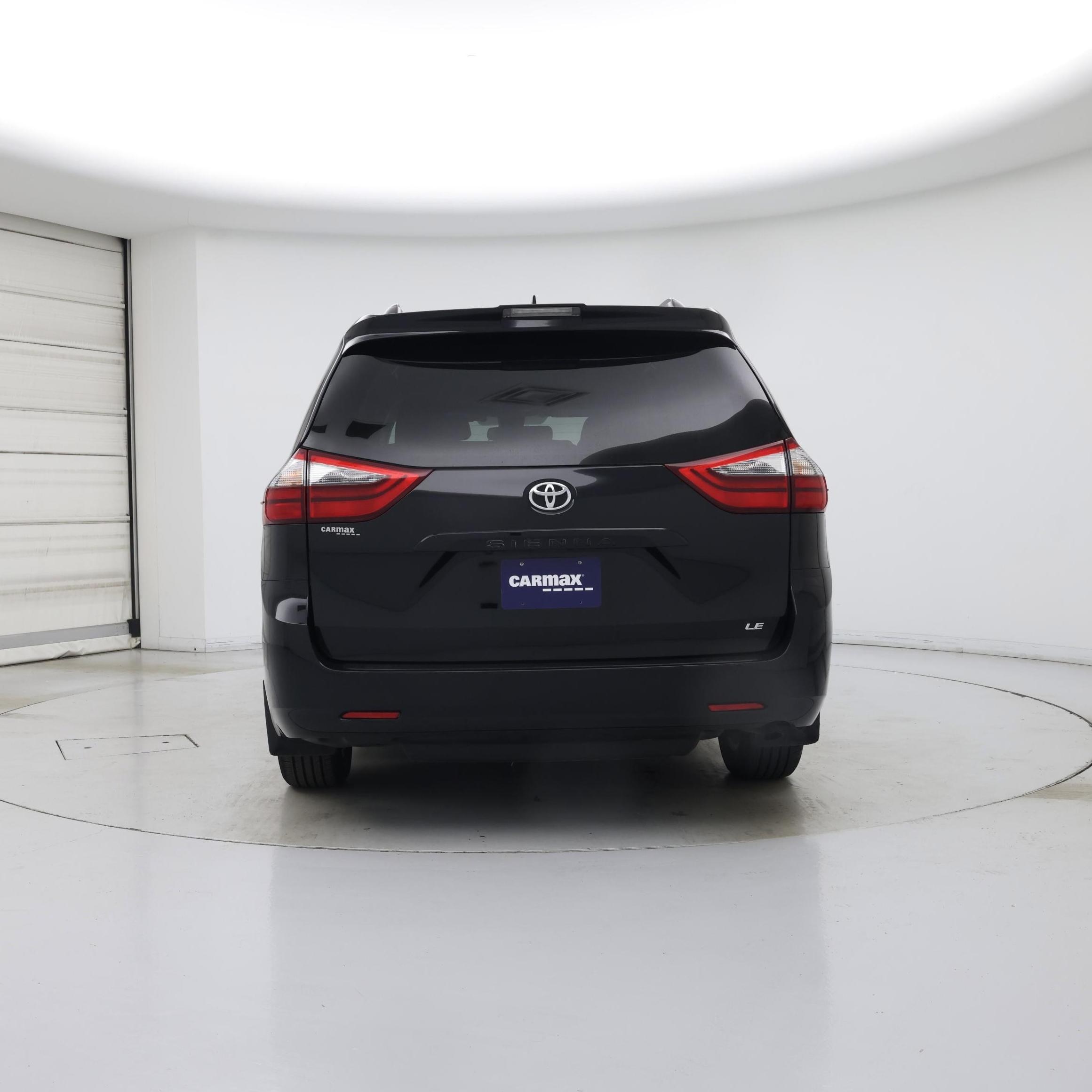 Thumbnail: 2020 Toyota Sienna - 6