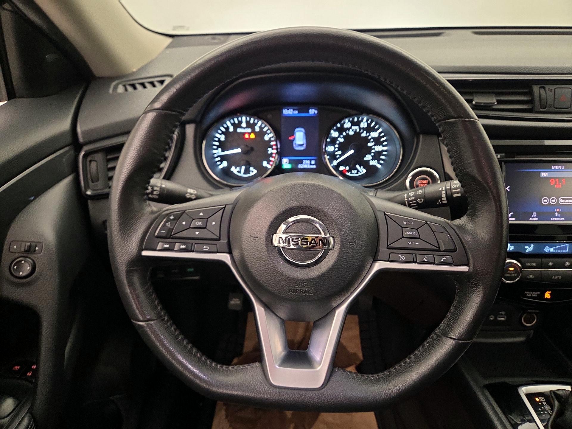 Thumbnail: 2018 Nissan Rogue - 10