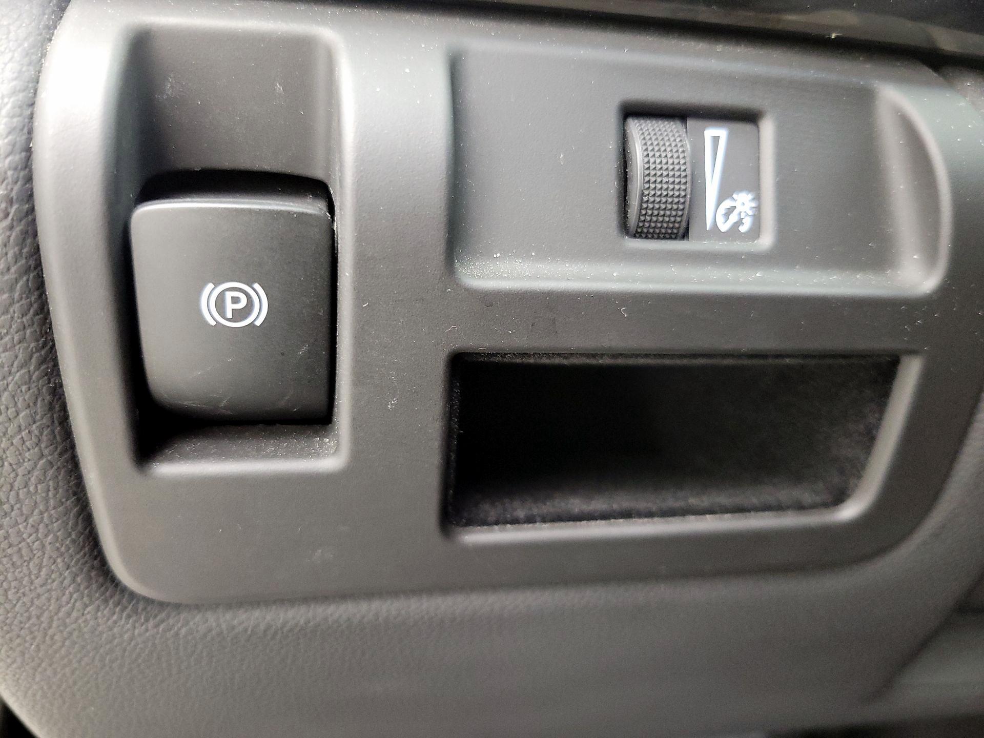 Thumbnail: 2019 Cadillac CTS - 13