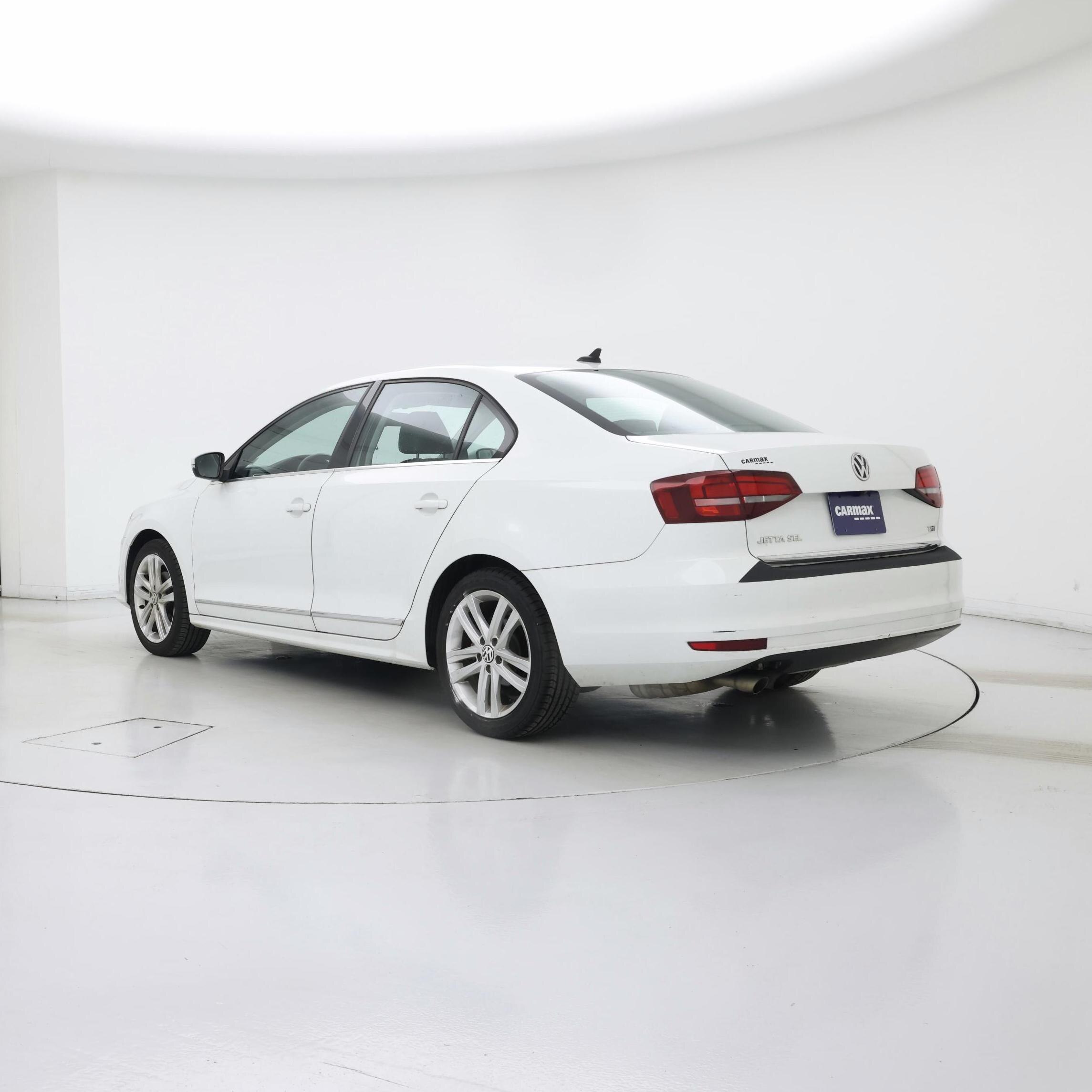 Thumbnail: 2017 Volkswagen Jetta - 2