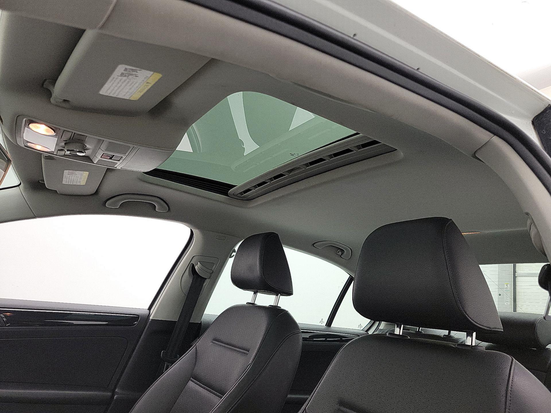 Thumbnail: 2017 Volkswagen Jetta - 20