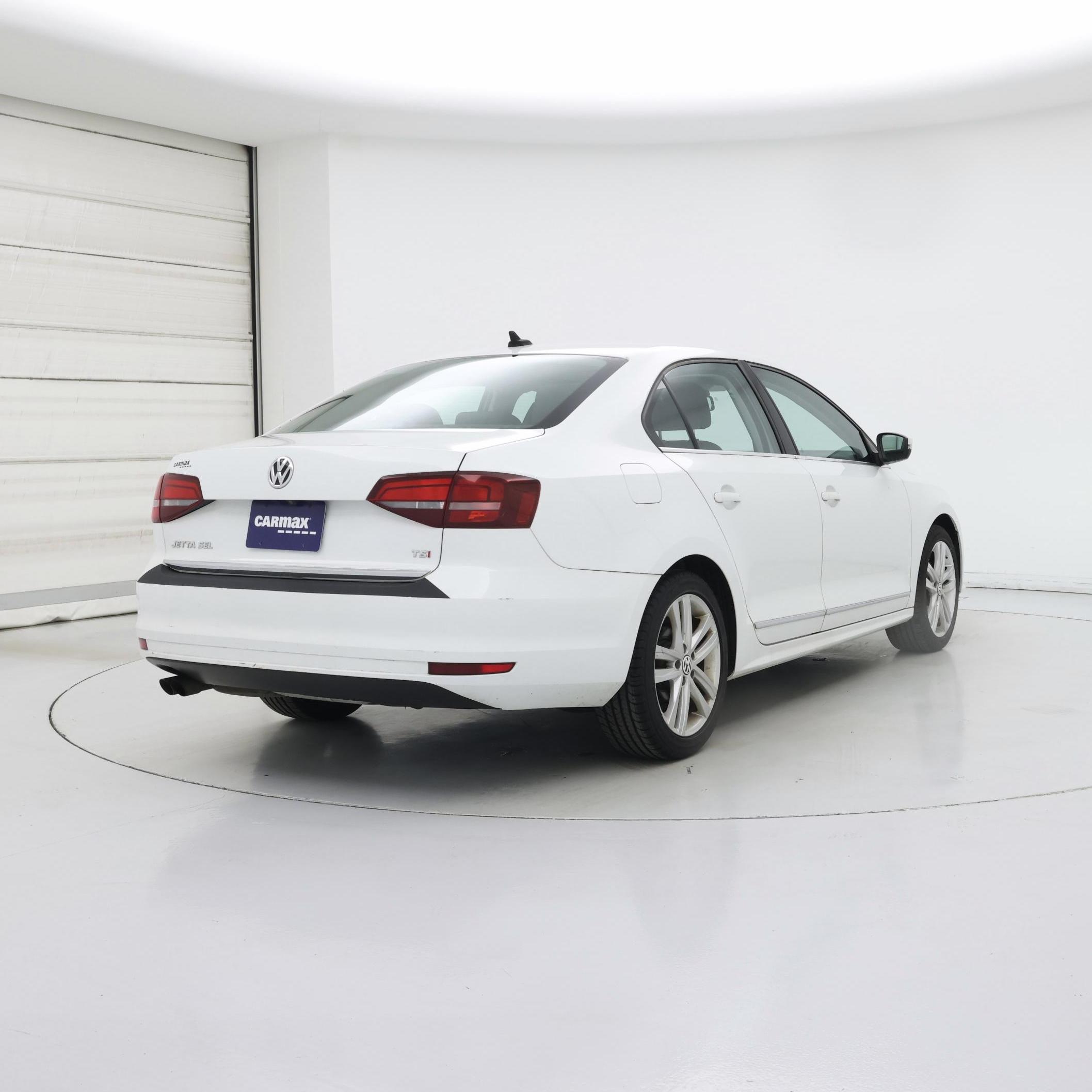 Thumbnail: 2017 Volkswagen Jetta - 8