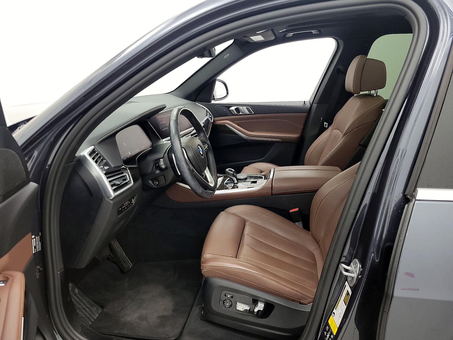 Thumbnail: 2021 BMW X5 - 11