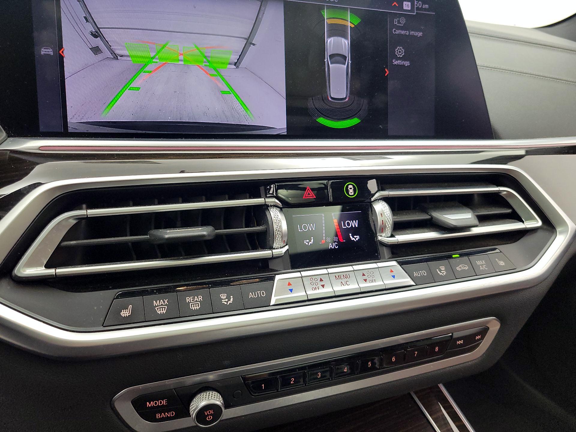 Thumbnail: 2021 BMW X5 - 17