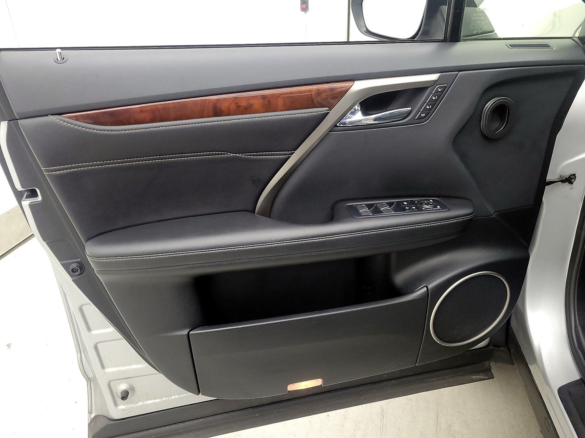 Thumbnail: 2018 Lexus RX - 12