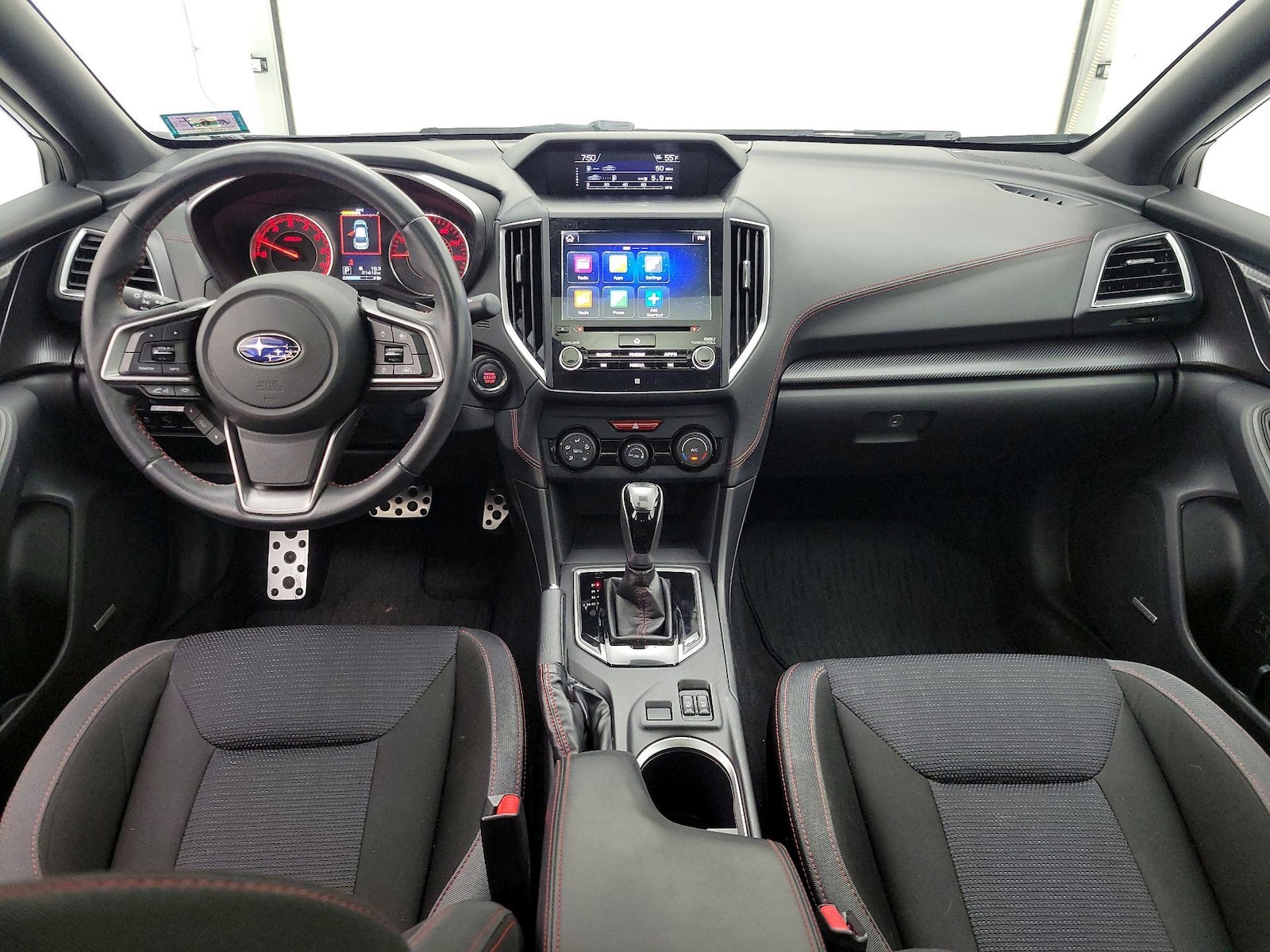 Apple CarPlay® & Android Auto™